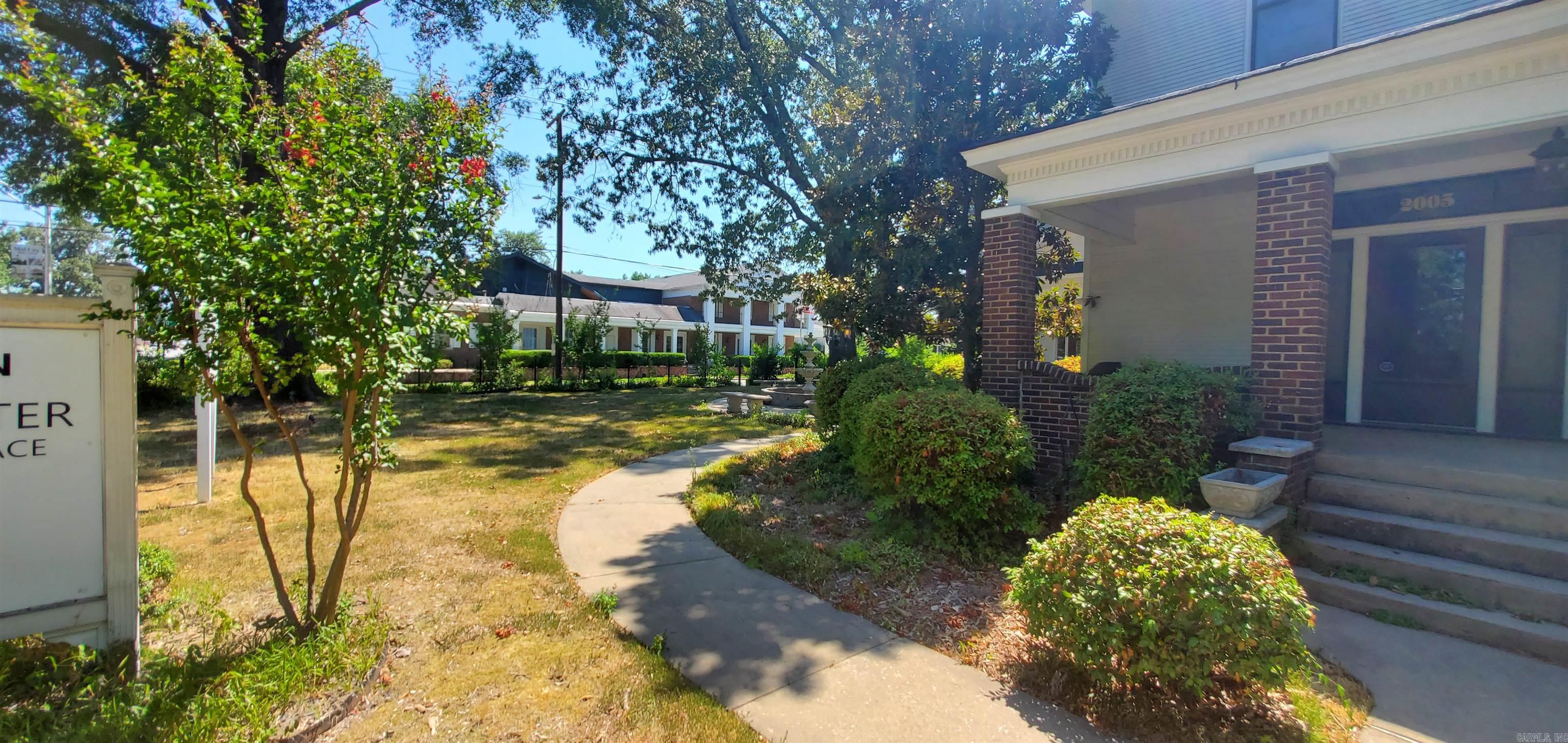 2005 N Main  North Little Rock, AR