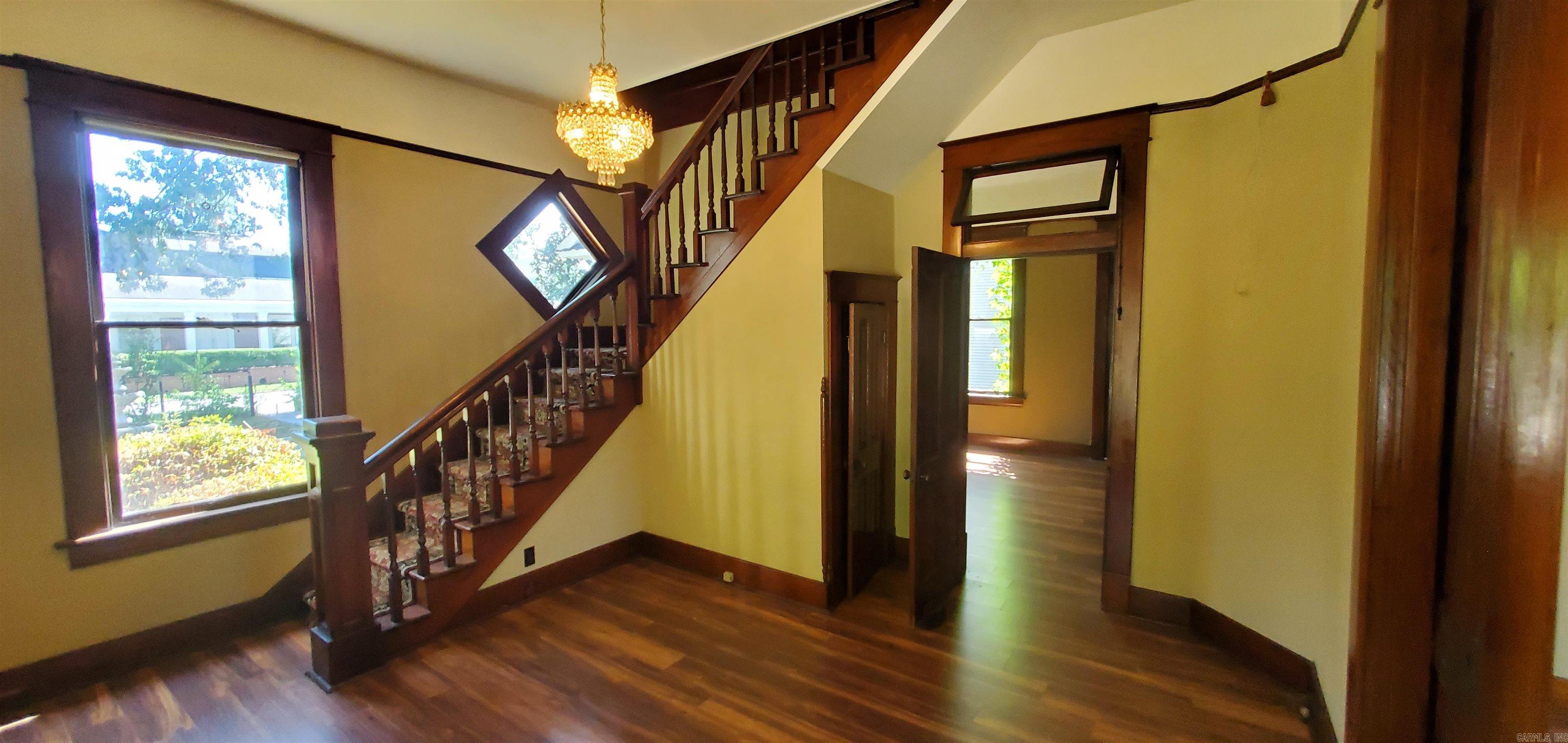 2005 N Main  North Little Rock, AR