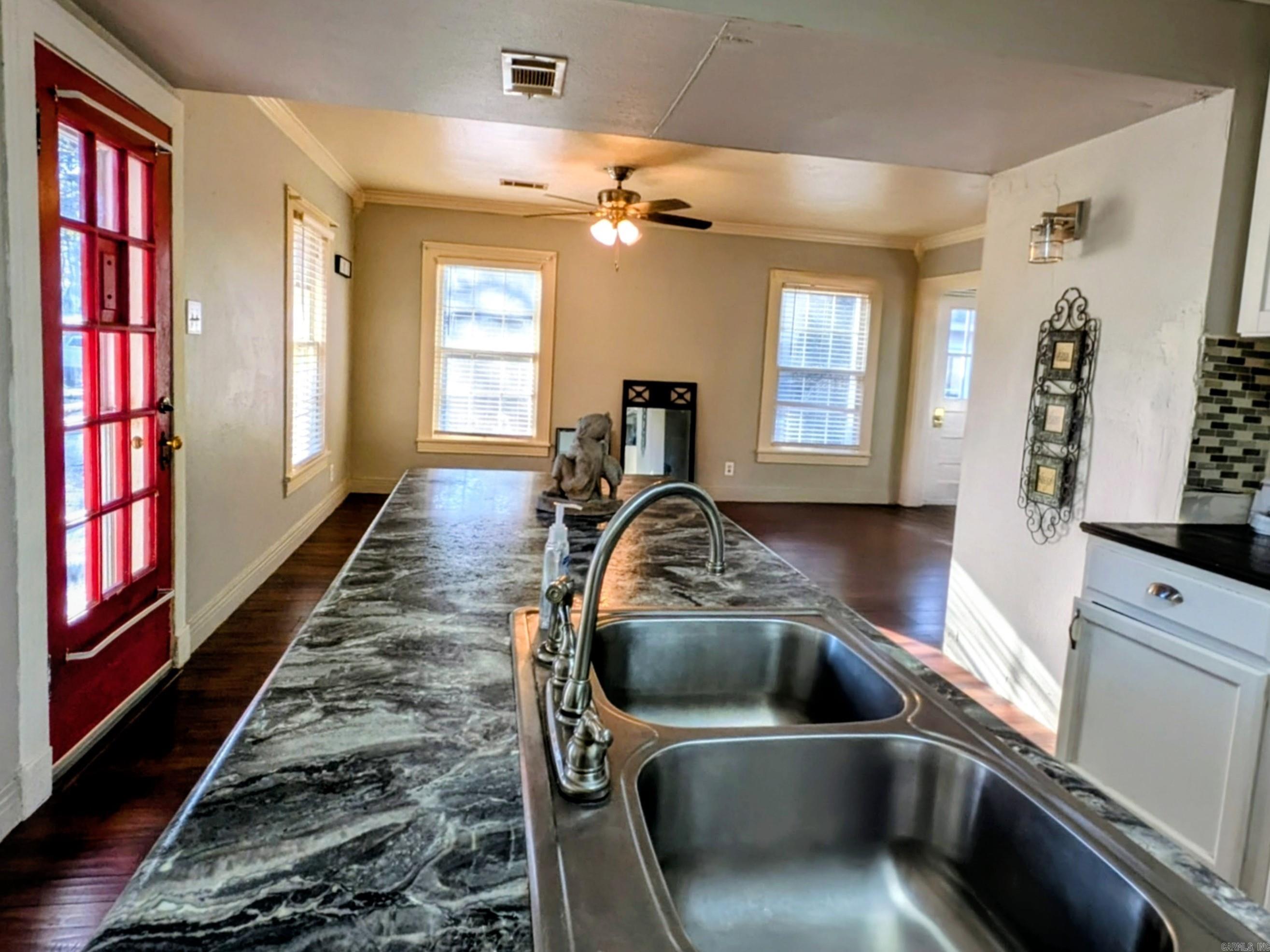 104 Hillcrest  Hot Springs, AR