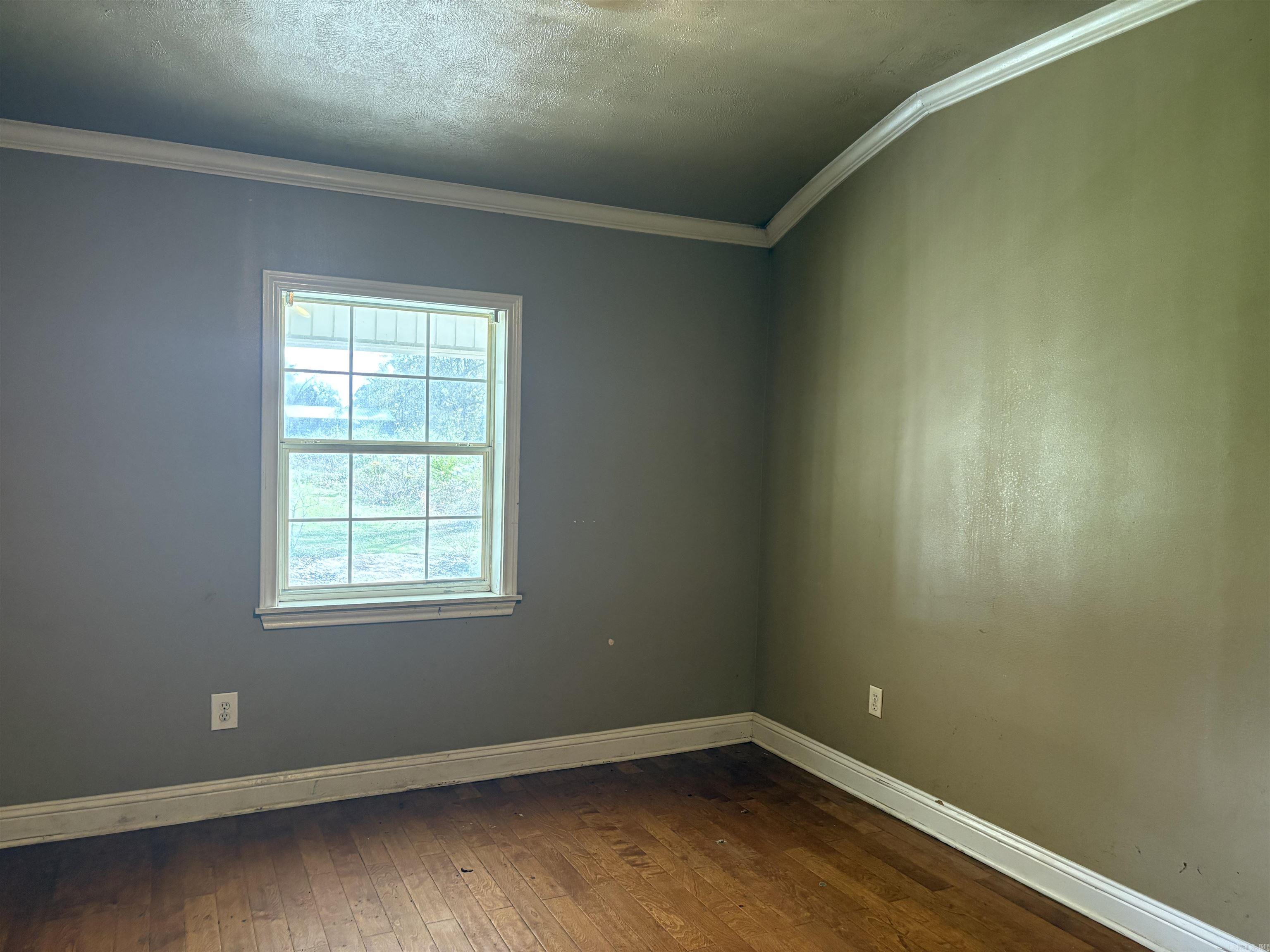 140 Wall  McLeod, TX