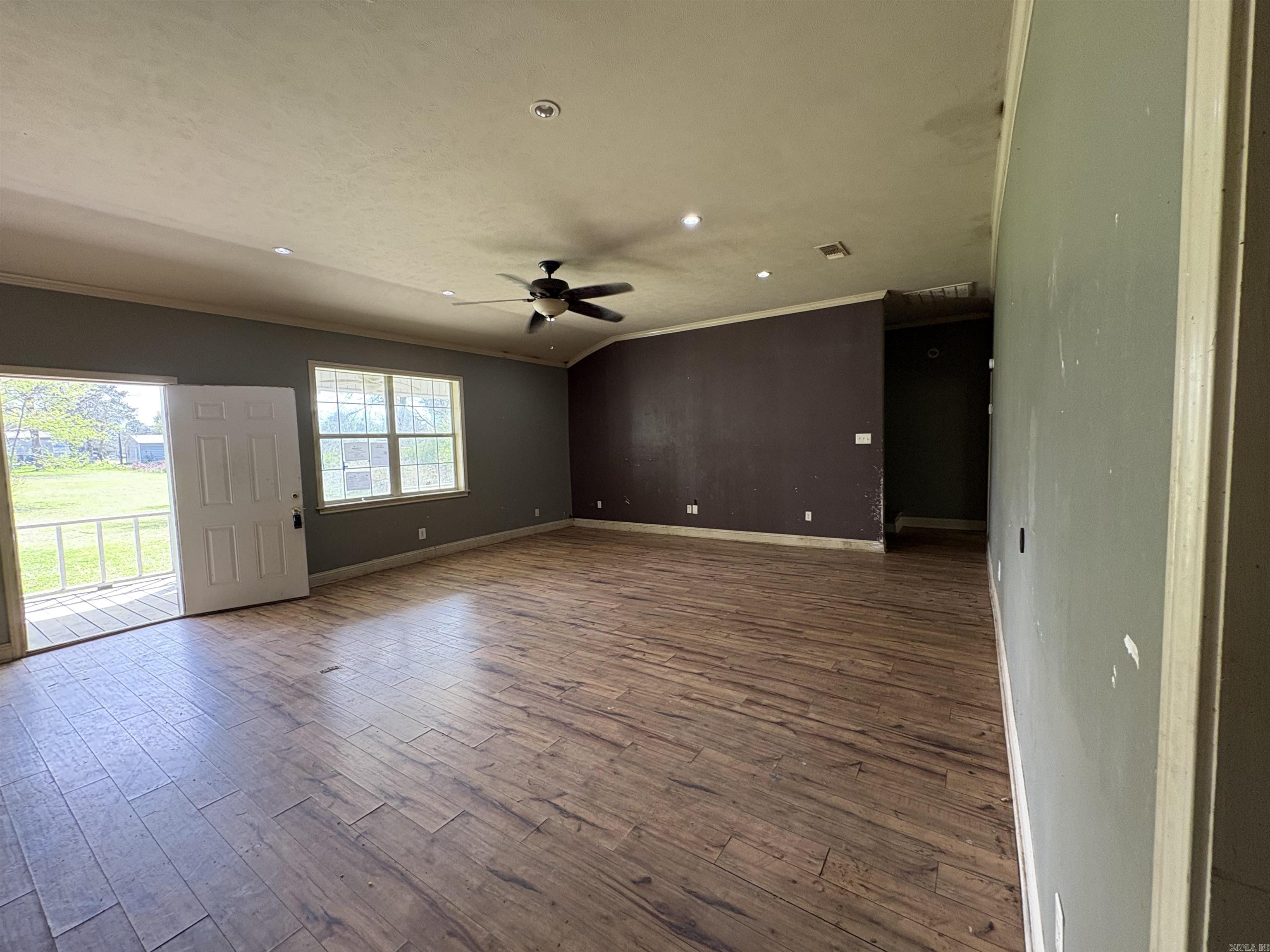 140 Wall  McLeod, TX