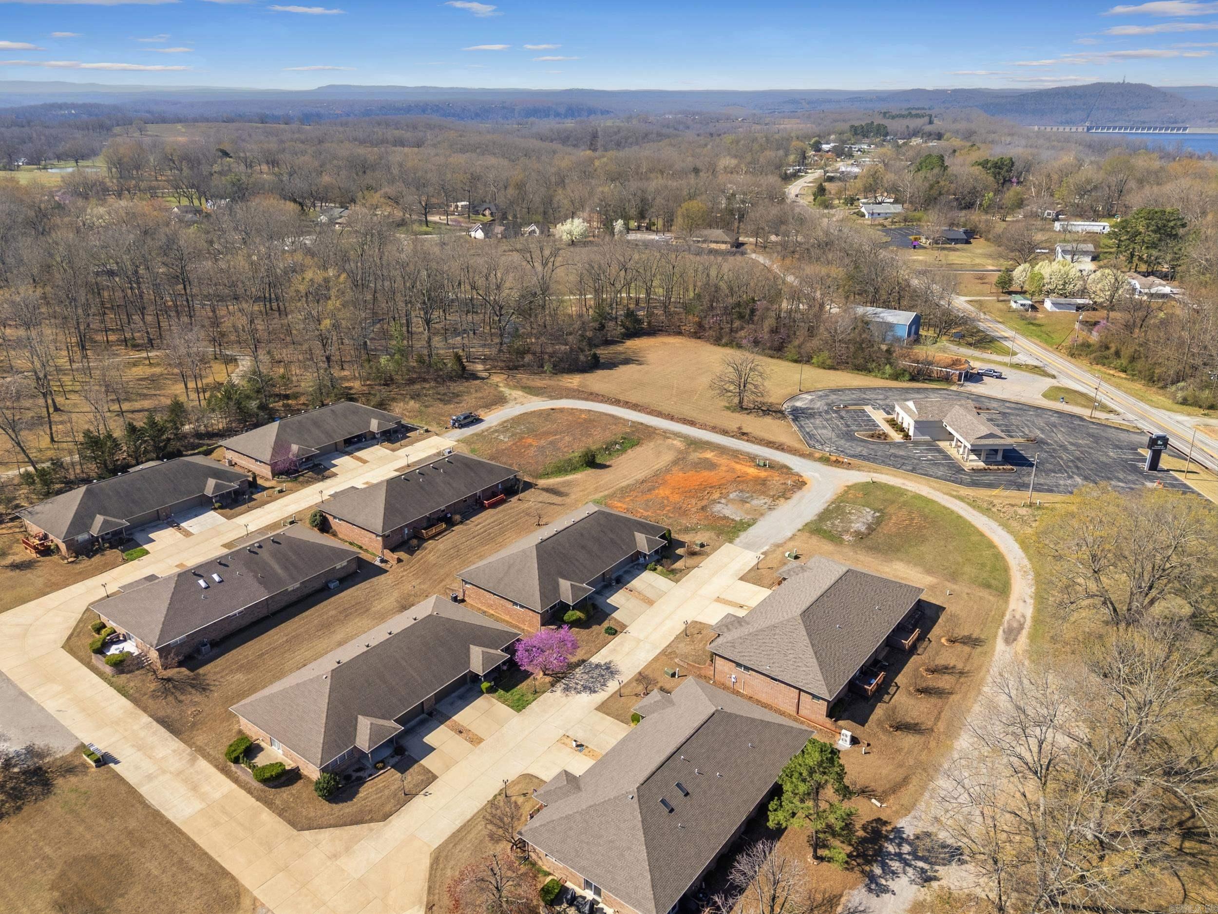 38 Devonshire Circle  Lakeview, AR