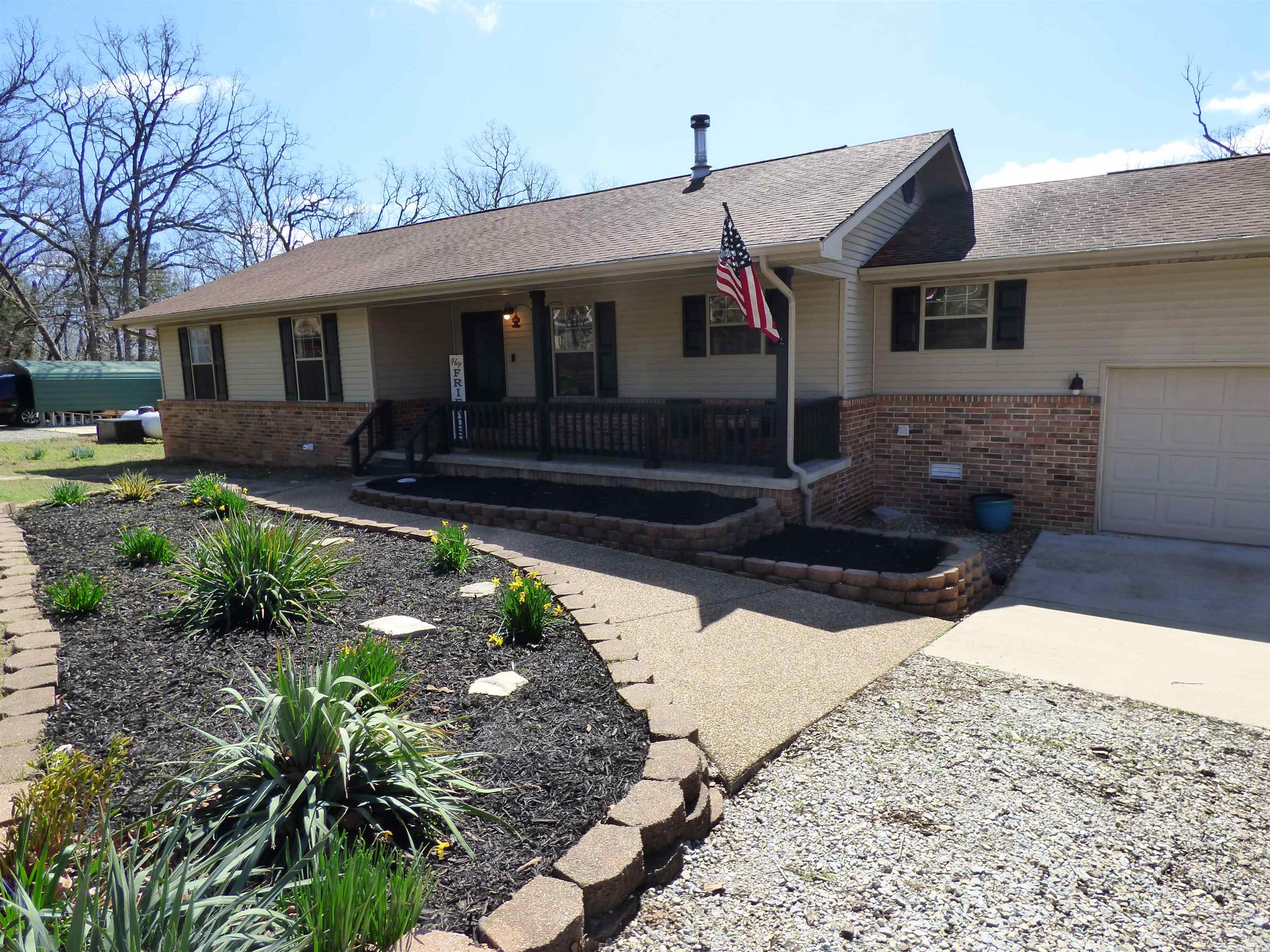 1694 County Road 625  Mountain Home, AR