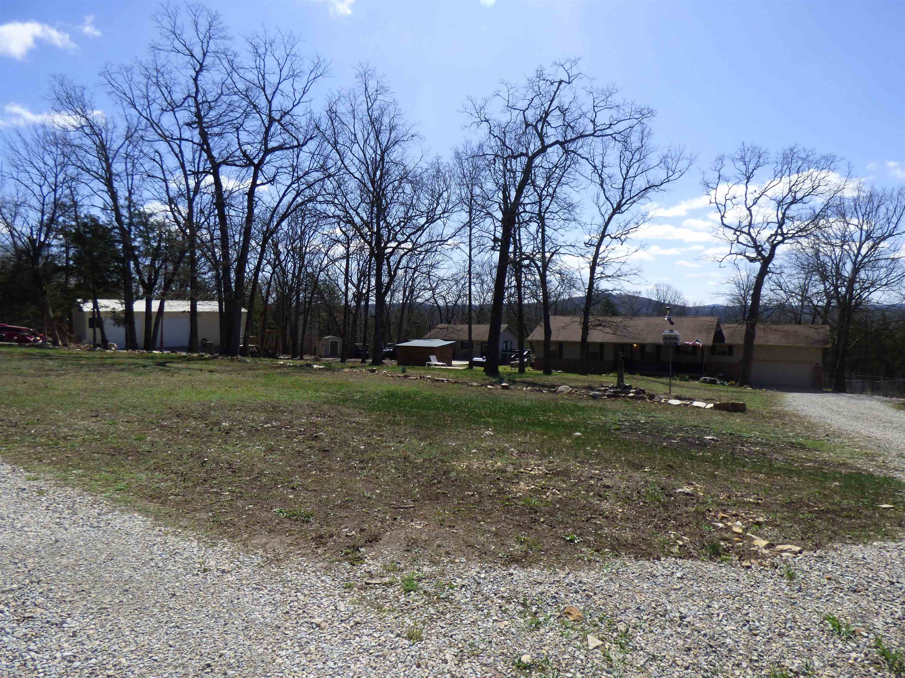 1694 County Road 625  Mountain Home, AR