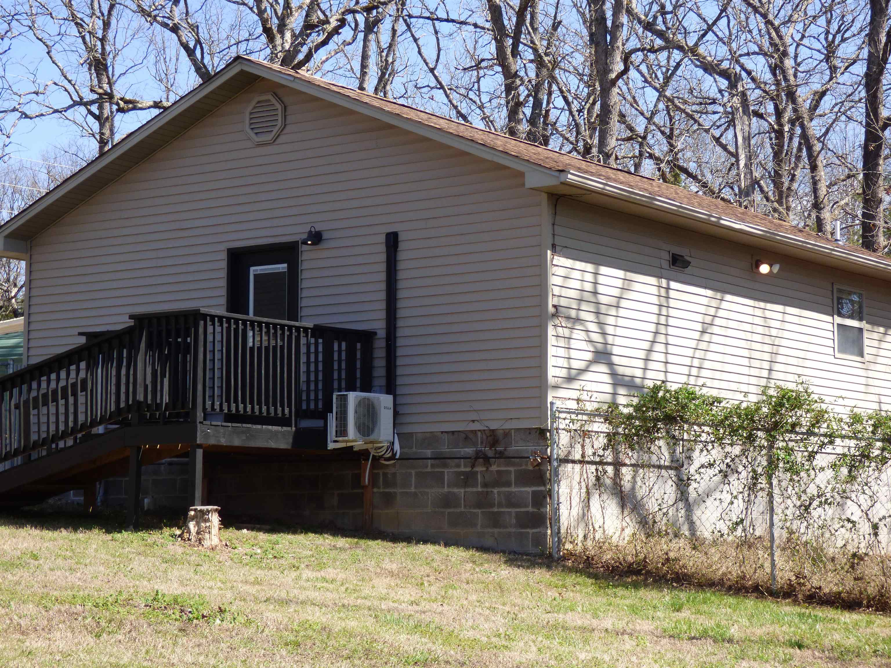 1694 County Road 625  Mountain Home, AR