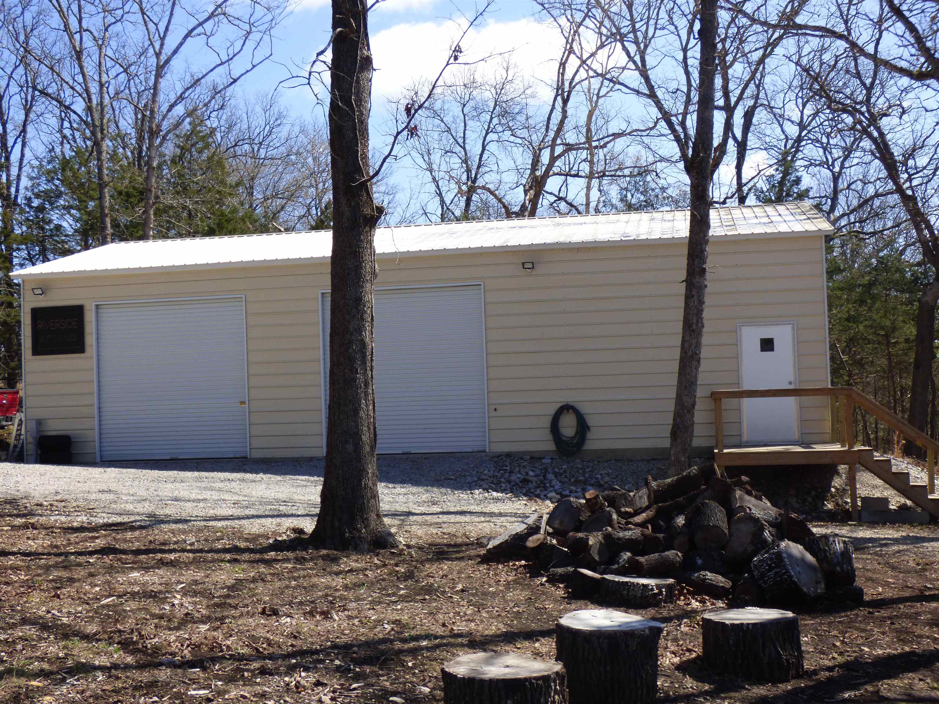 1694 County Road 625  Mountain Home, AR