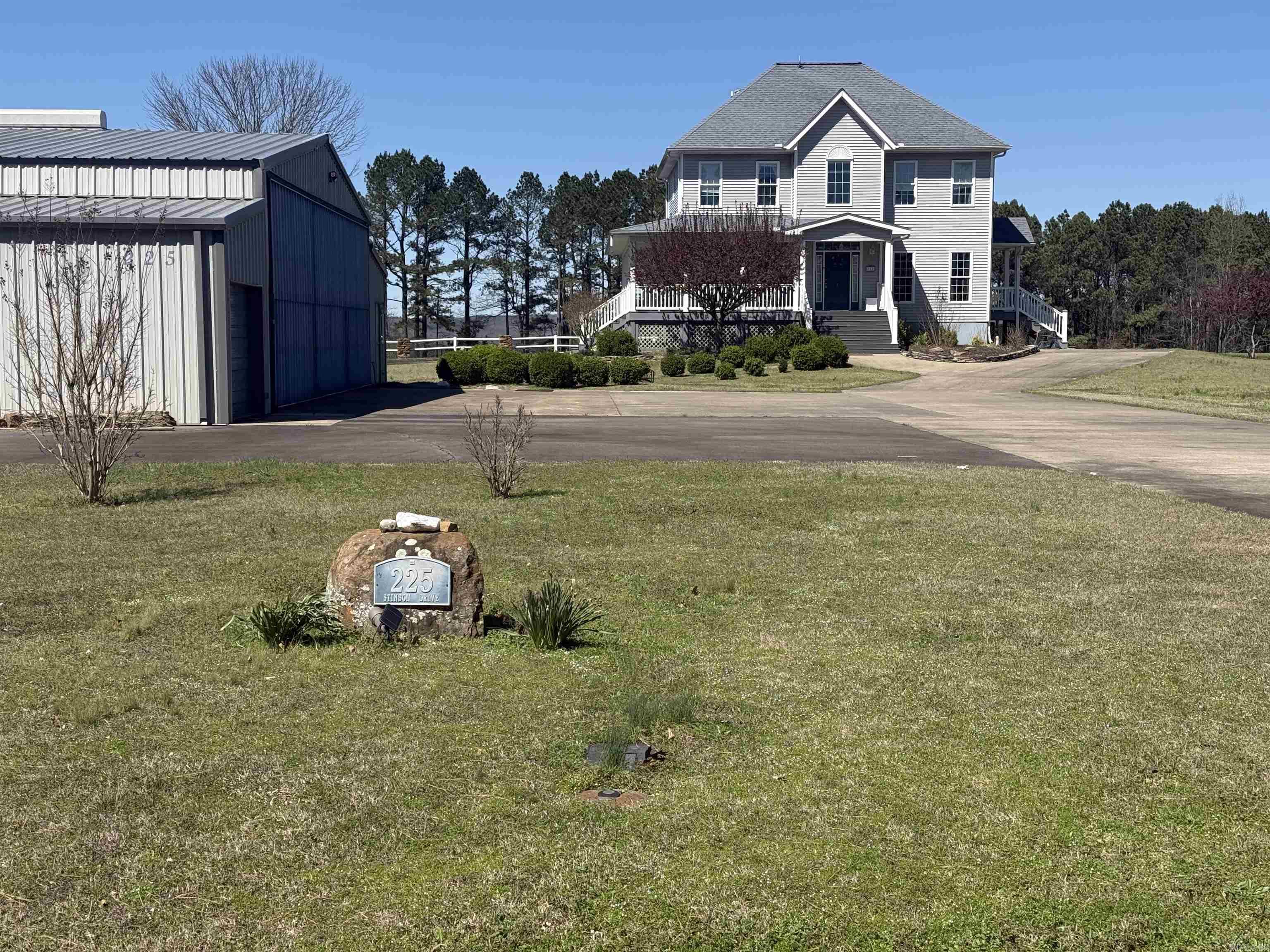225 Stinson  Clinton, AR