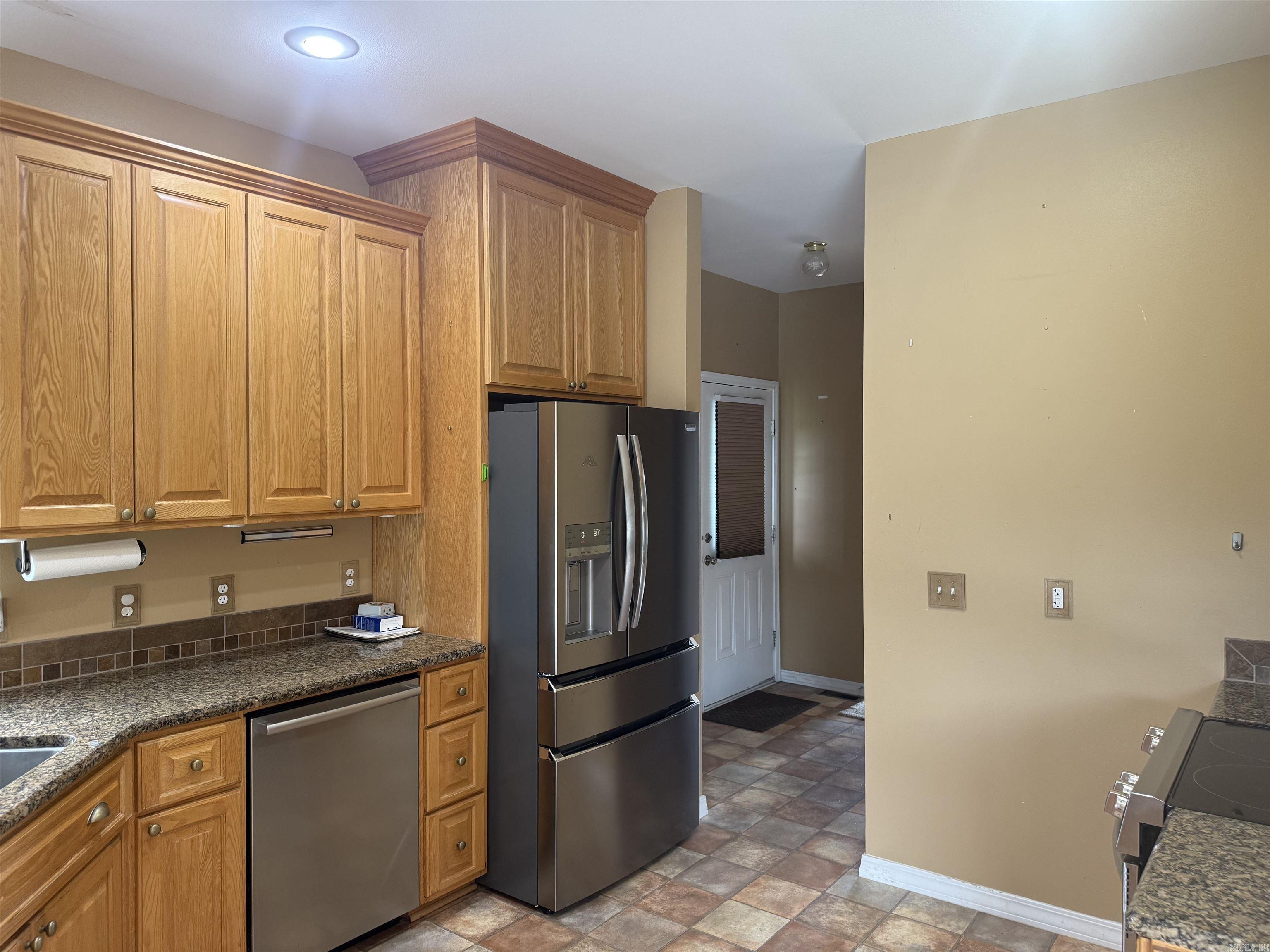 225 Stinson Drive Clinton, AR 72031