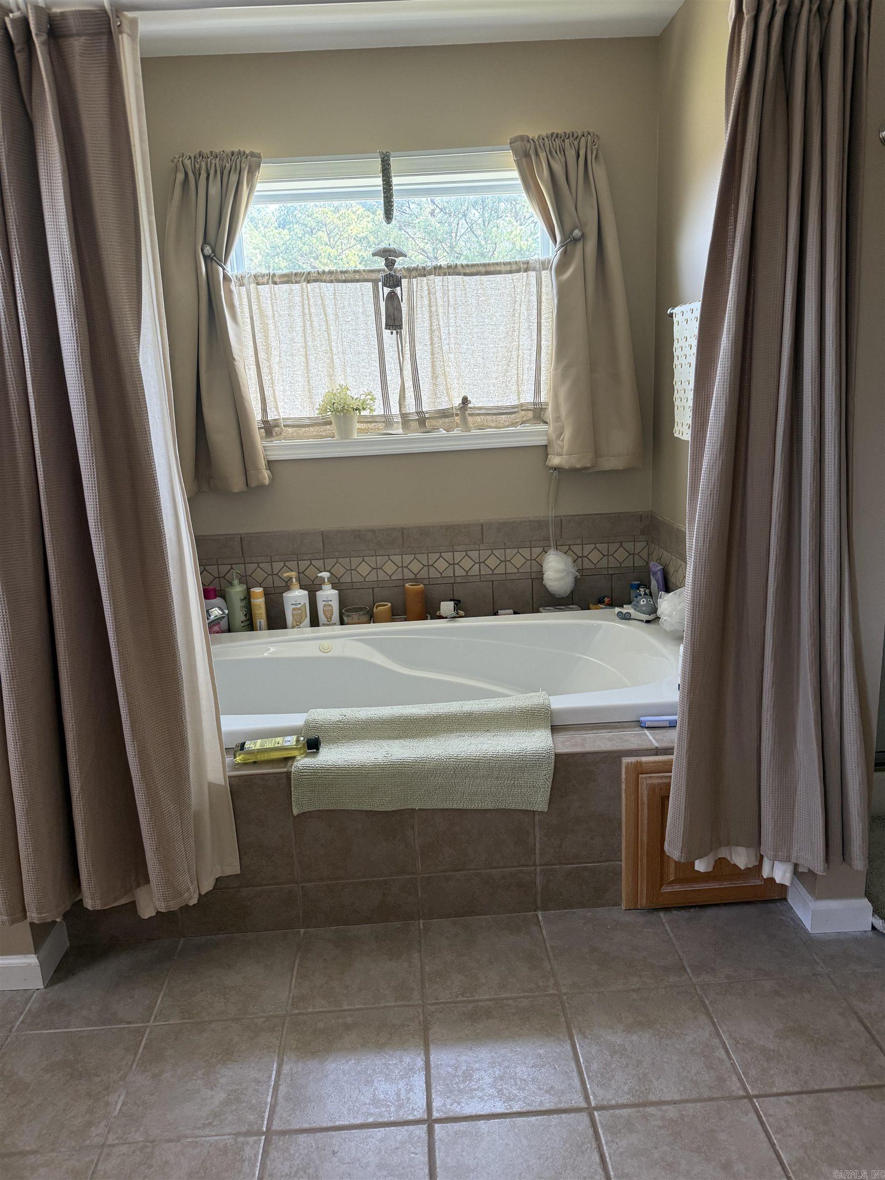 225 Stinson  Clinton, AR