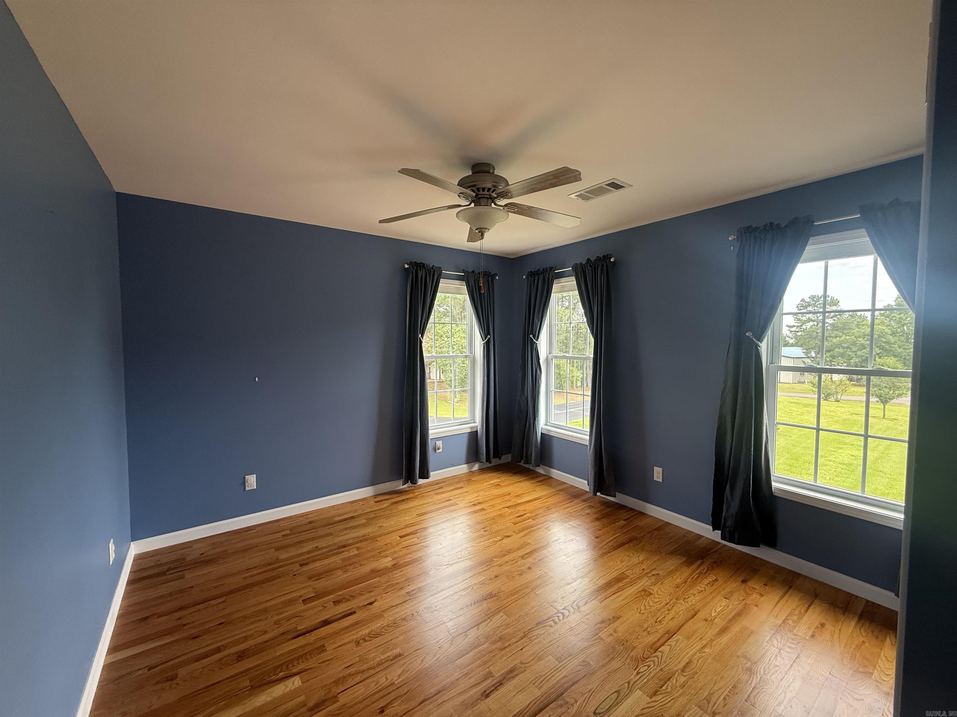 225 Stinson Drive Clinton, AR 72031