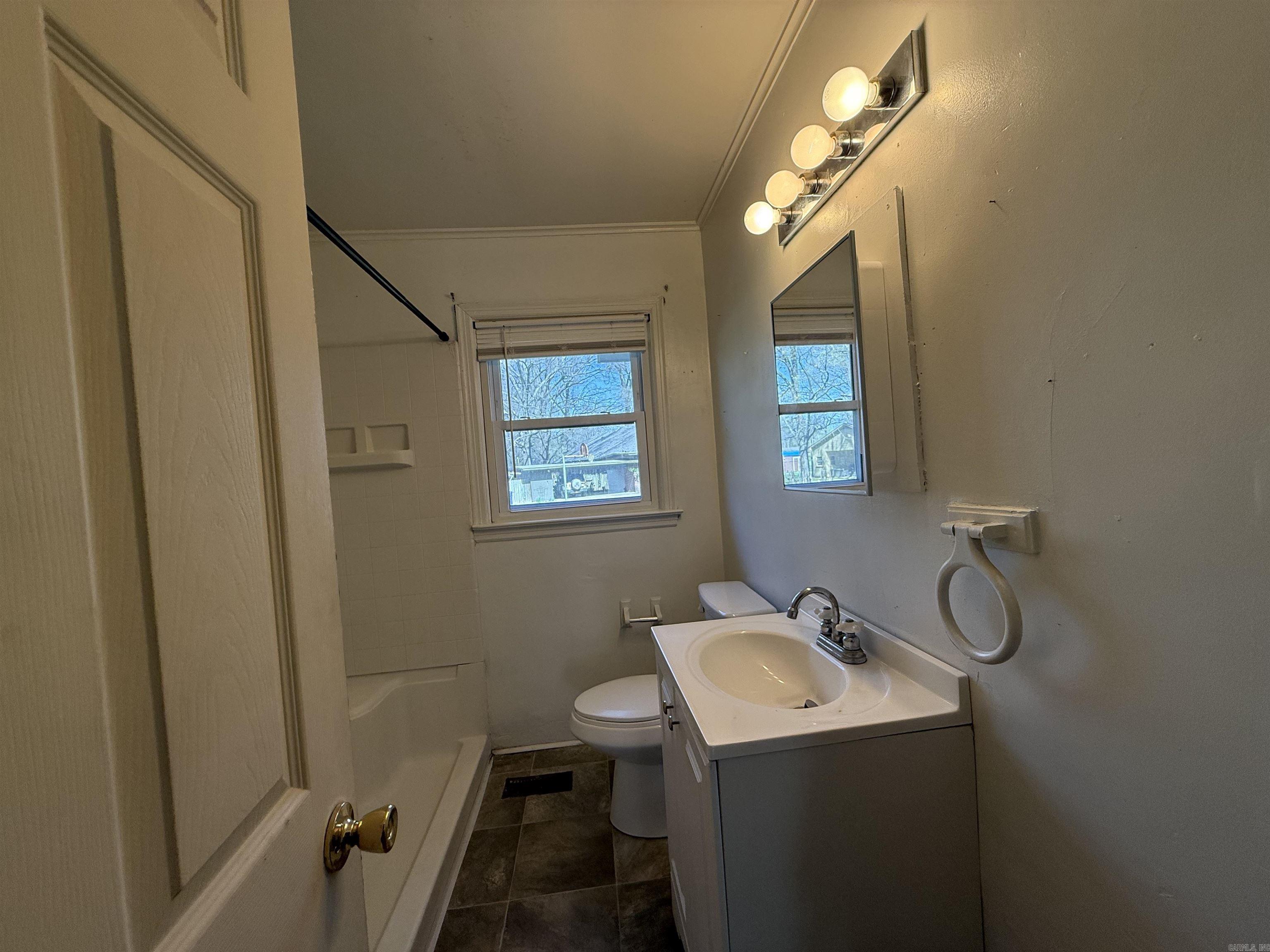 211 Laney  Forrest City, AR