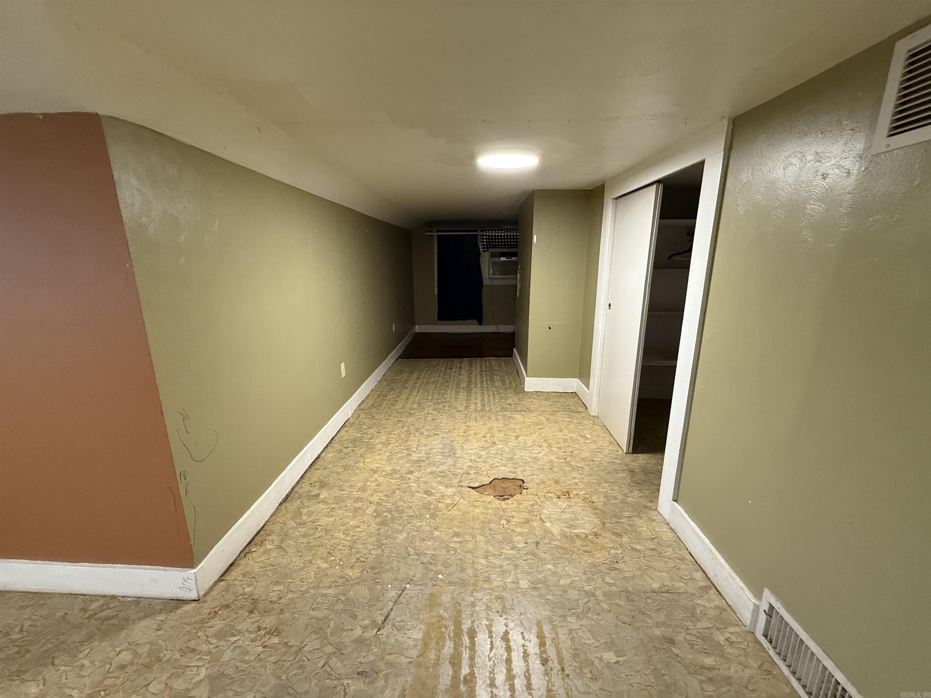 1087 E College  Batesville, AR