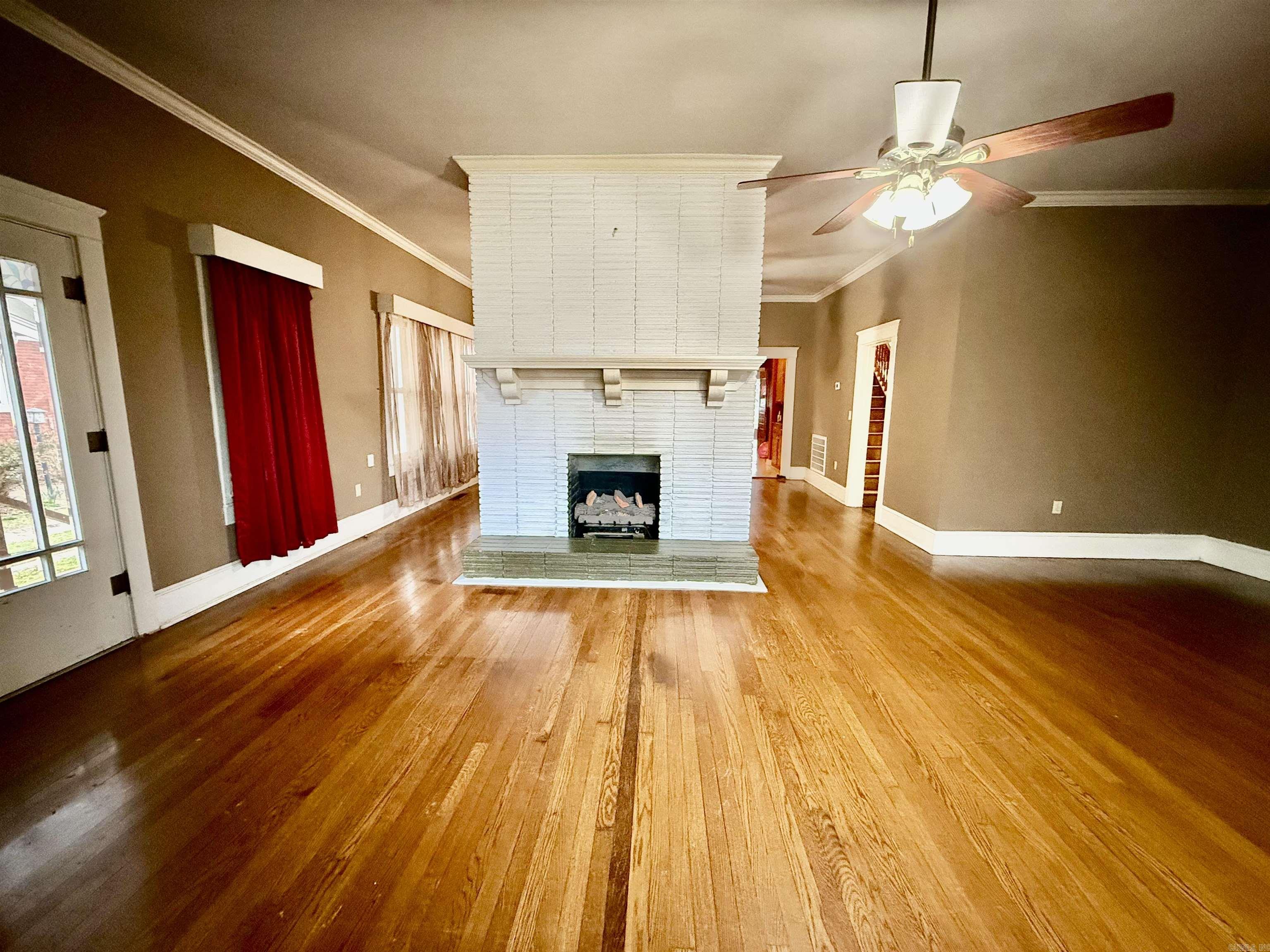 1087 E College  Batesville, AR