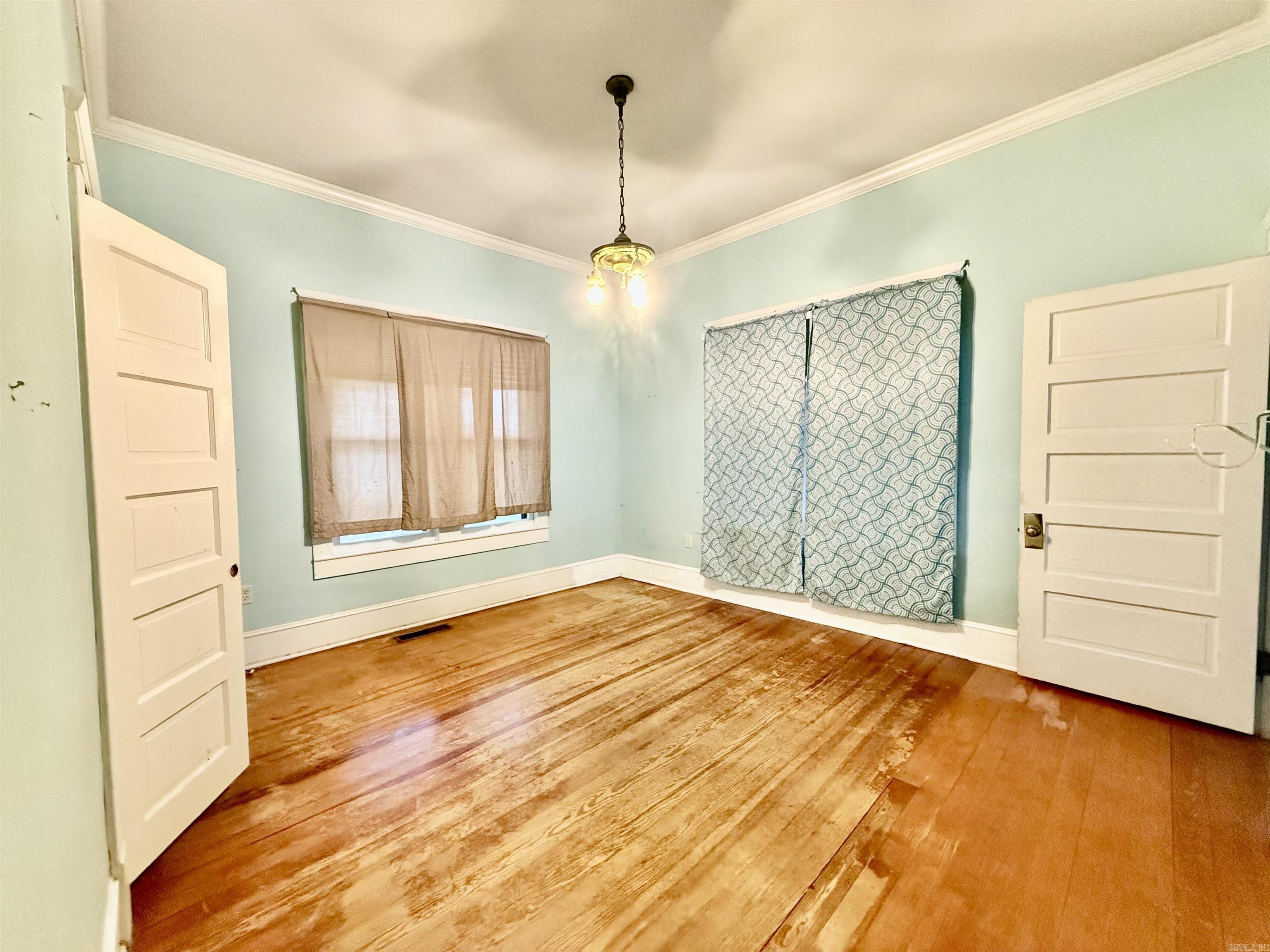 1087 E College  Batesville, AR