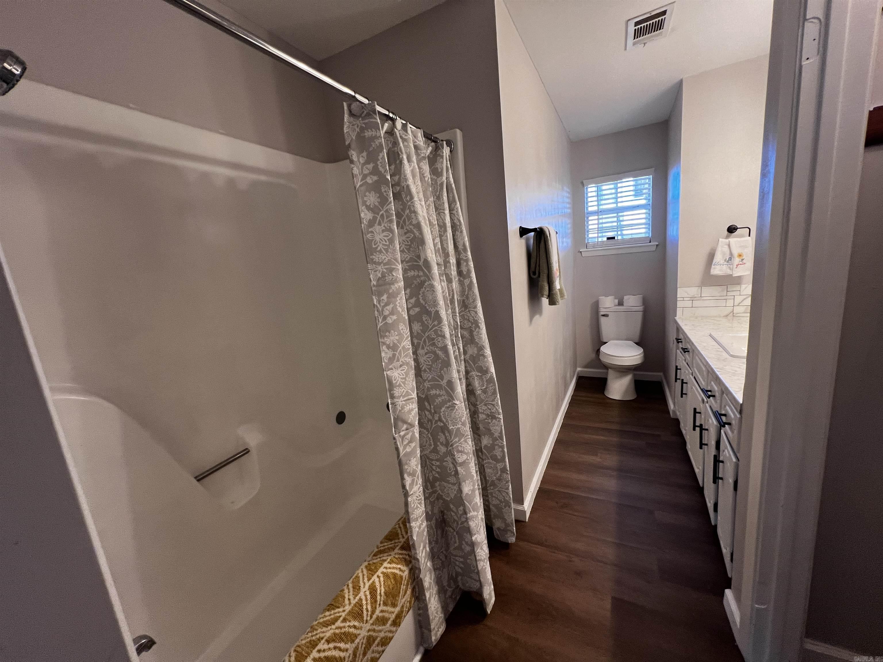 712 McCulloch  Beebe, AR