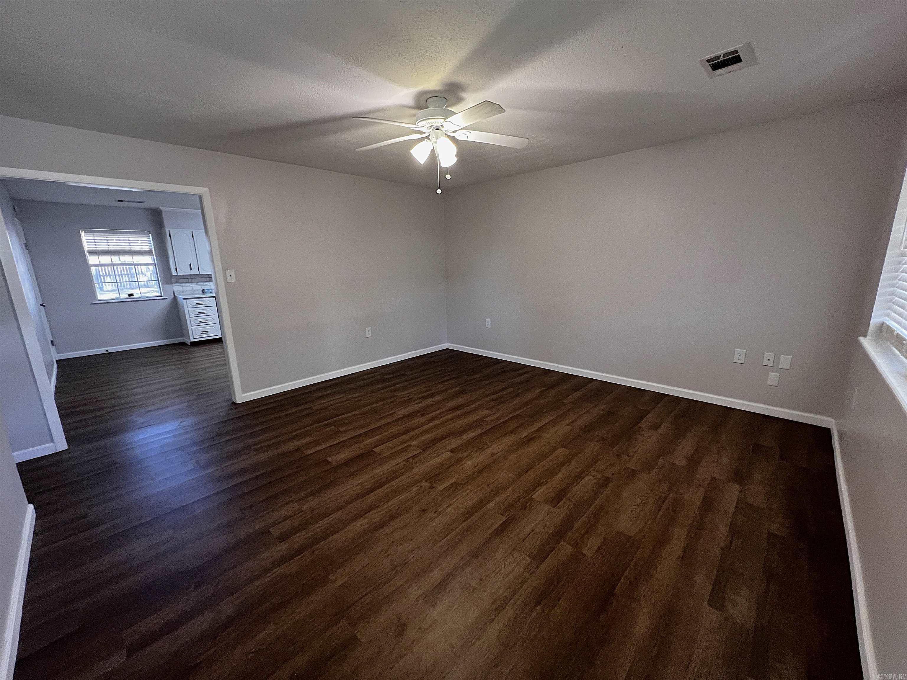 712 McCulloch  Beebe, AR