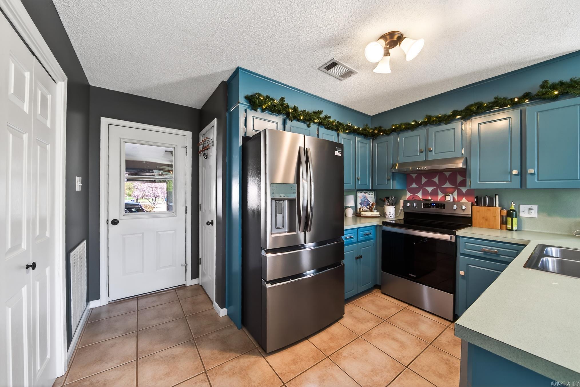 37 Red Oak Drive  Cabot, AR