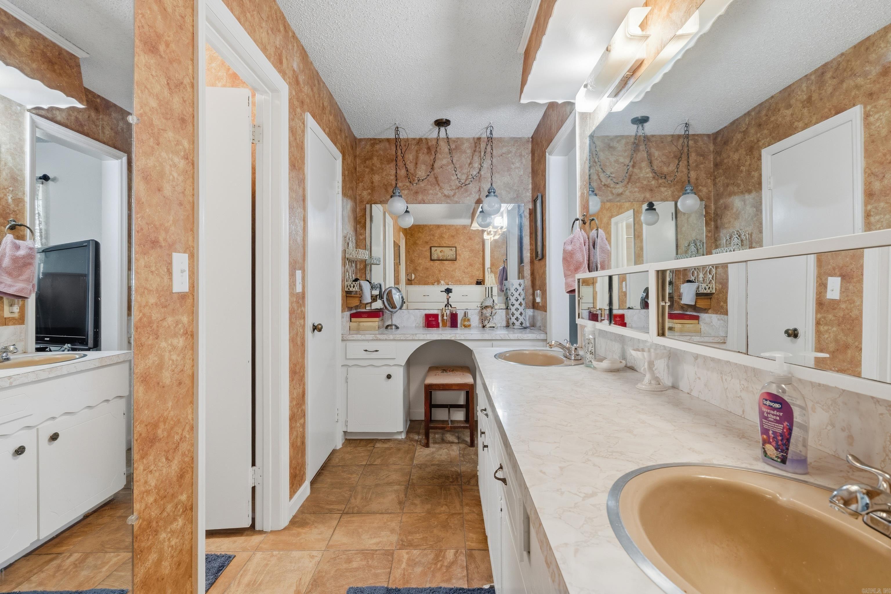 1215 Mary  Glenwood, AR