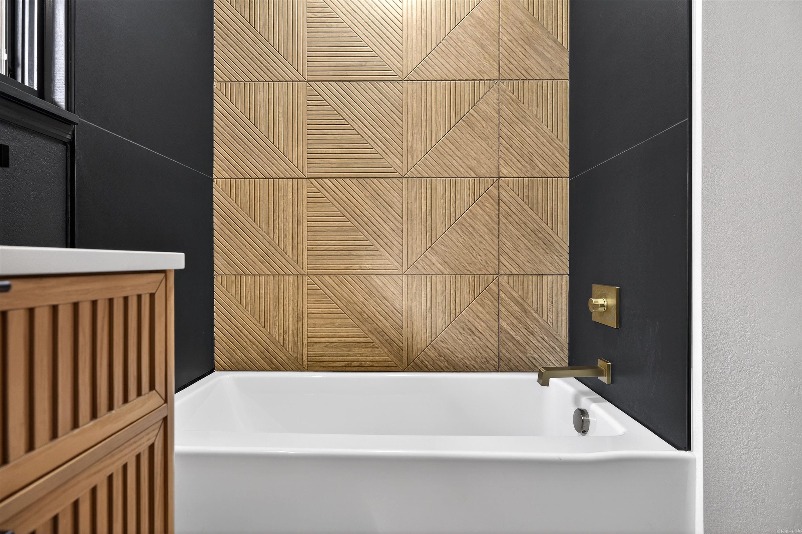 13 Ensenada Lane Hot Springs Village, AR 71909