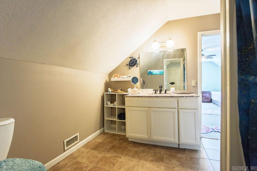 65 Four Oaks  Charlotte, AR