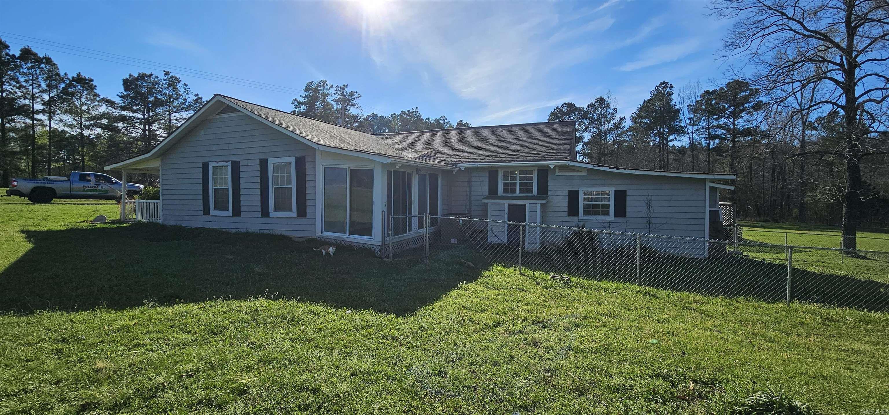 2510 AR-8  Kingsland, AR