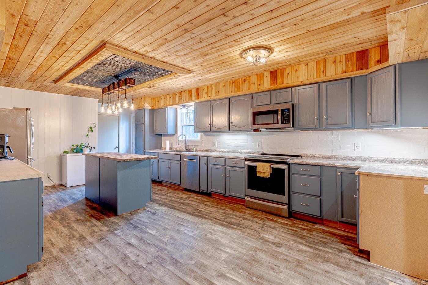 1243 County Road 114  Jonesboro, AR