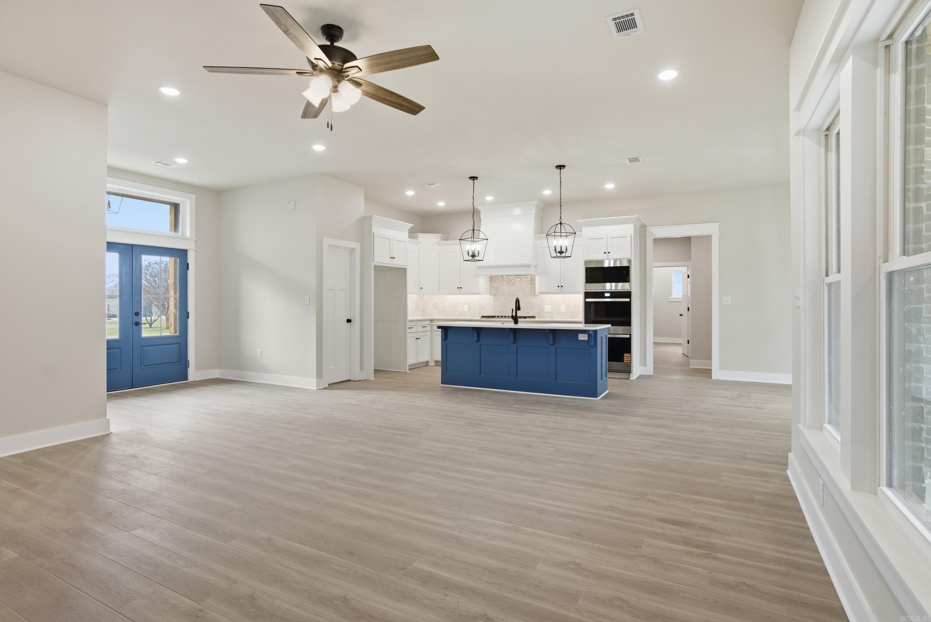 65 Emerald Lane  Greers Ferry, AR