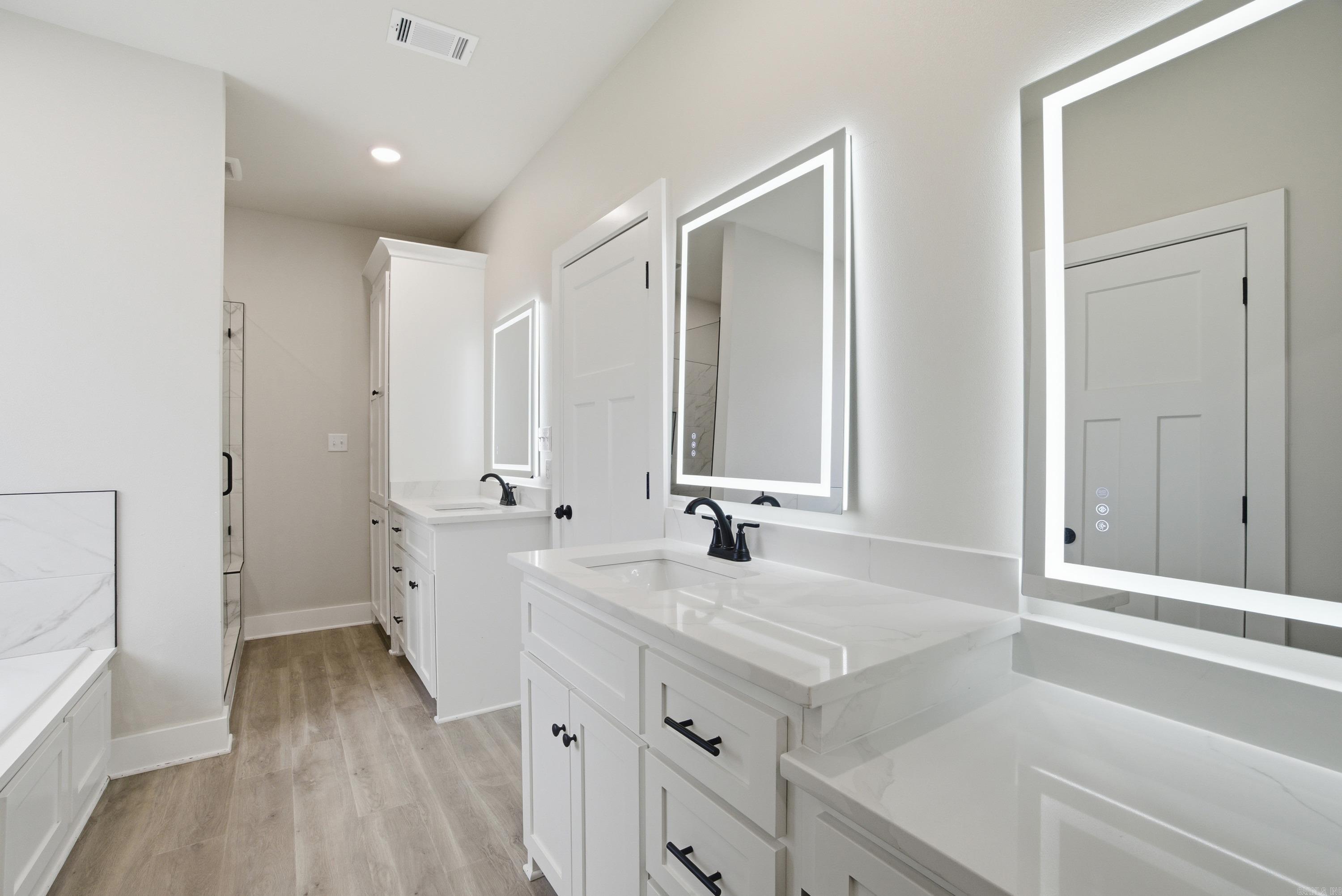 65 Emerald Lane  Greers Ferry, AR