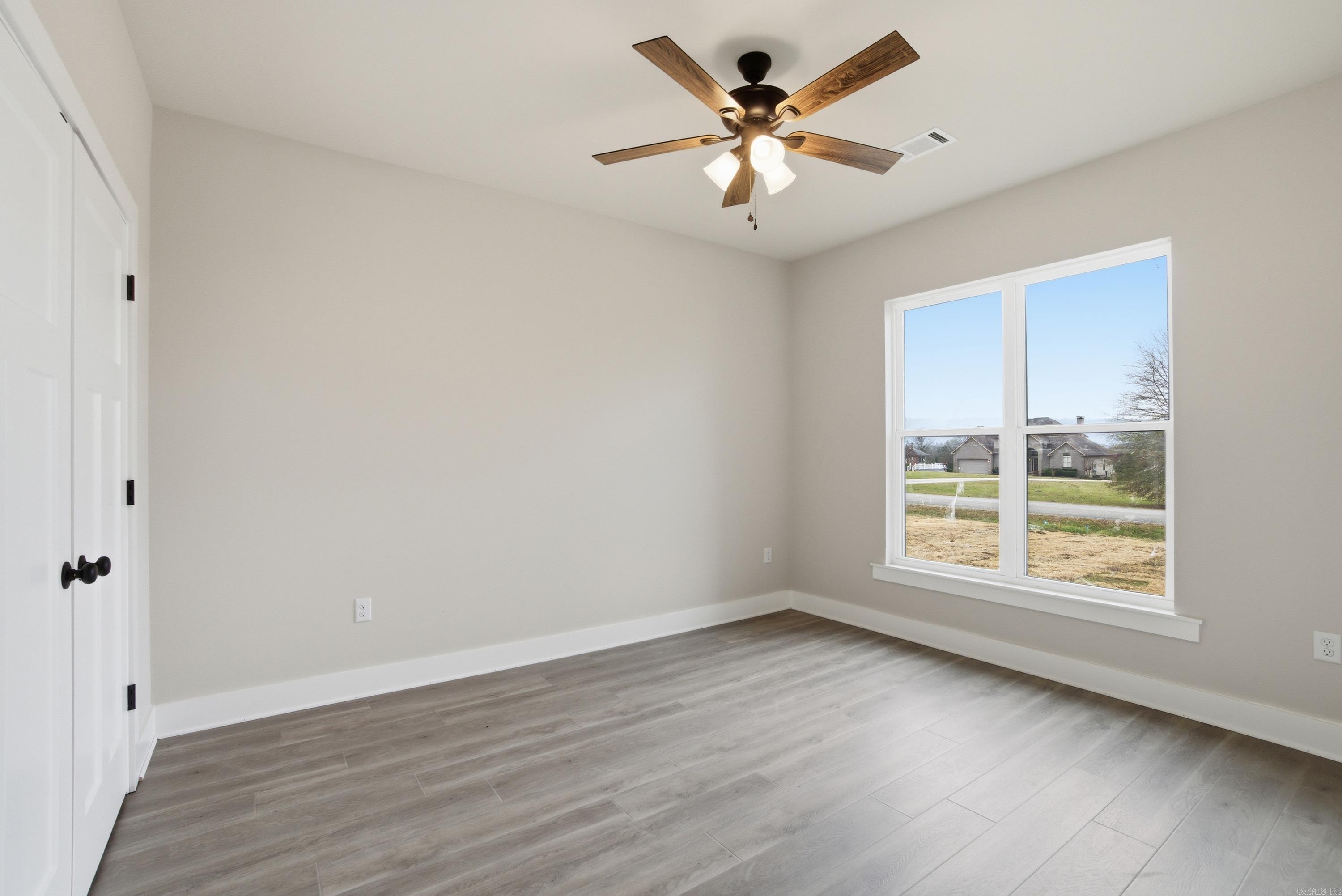 65 Emerald Lane  Greers Ferry, AR