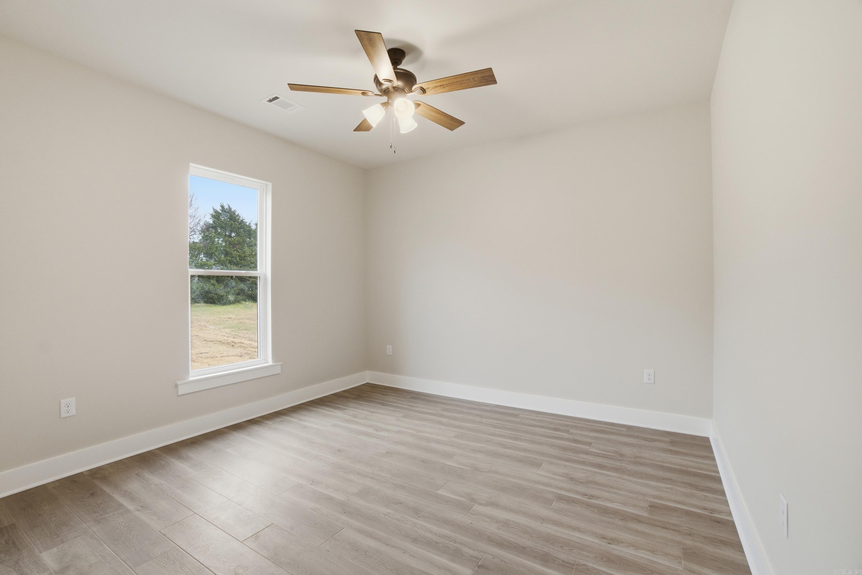 65 Emerald Lane  Greers Ferry, AR