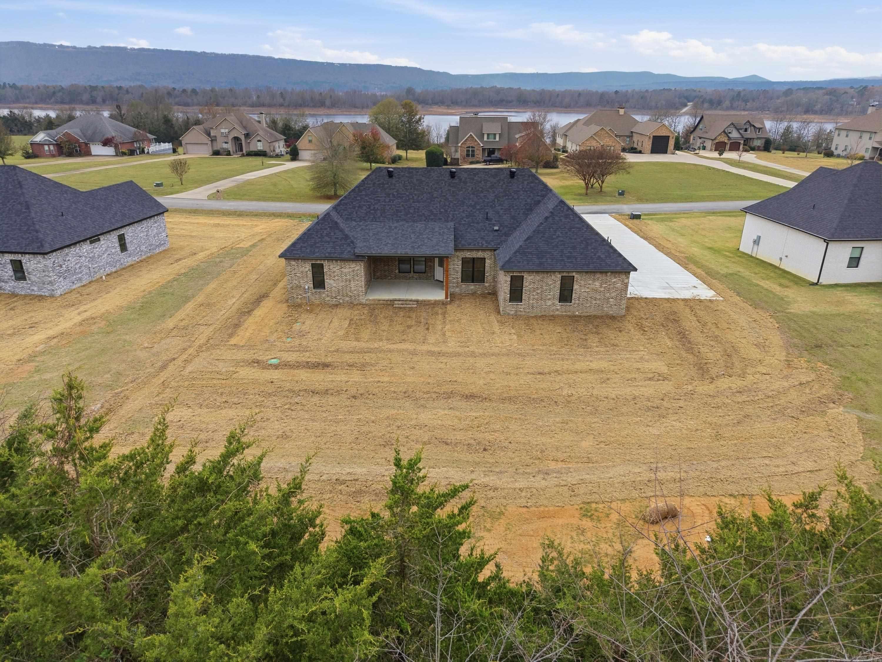 65 Emerald Lane  Greers Ferry, AR