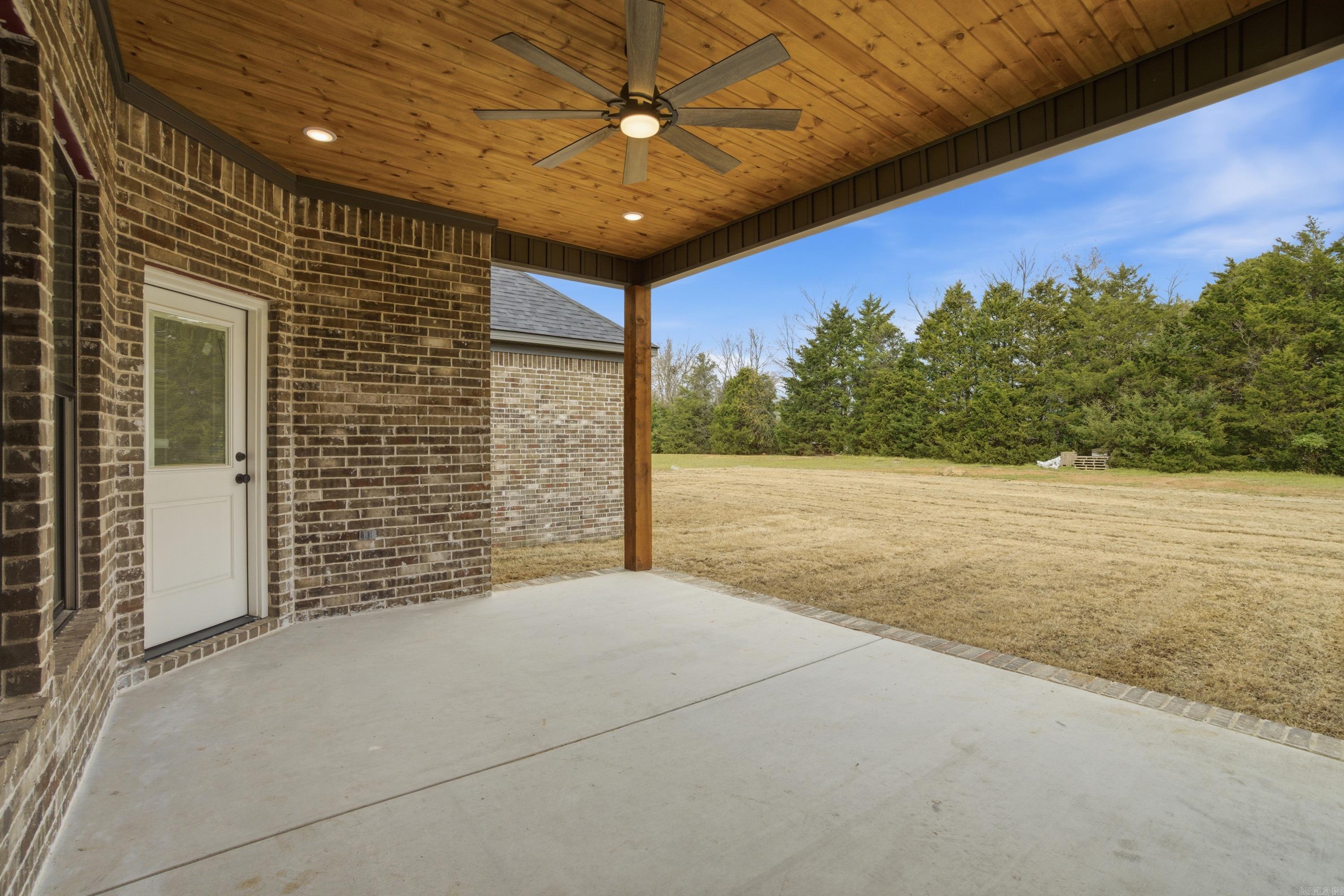 65 Emerald Lane  Greers Ferry, AR