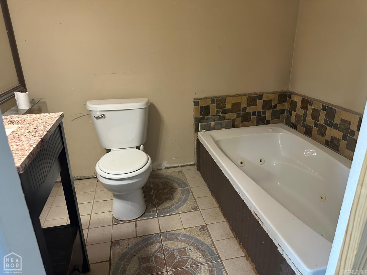 48 Ellington  Magazine, AR