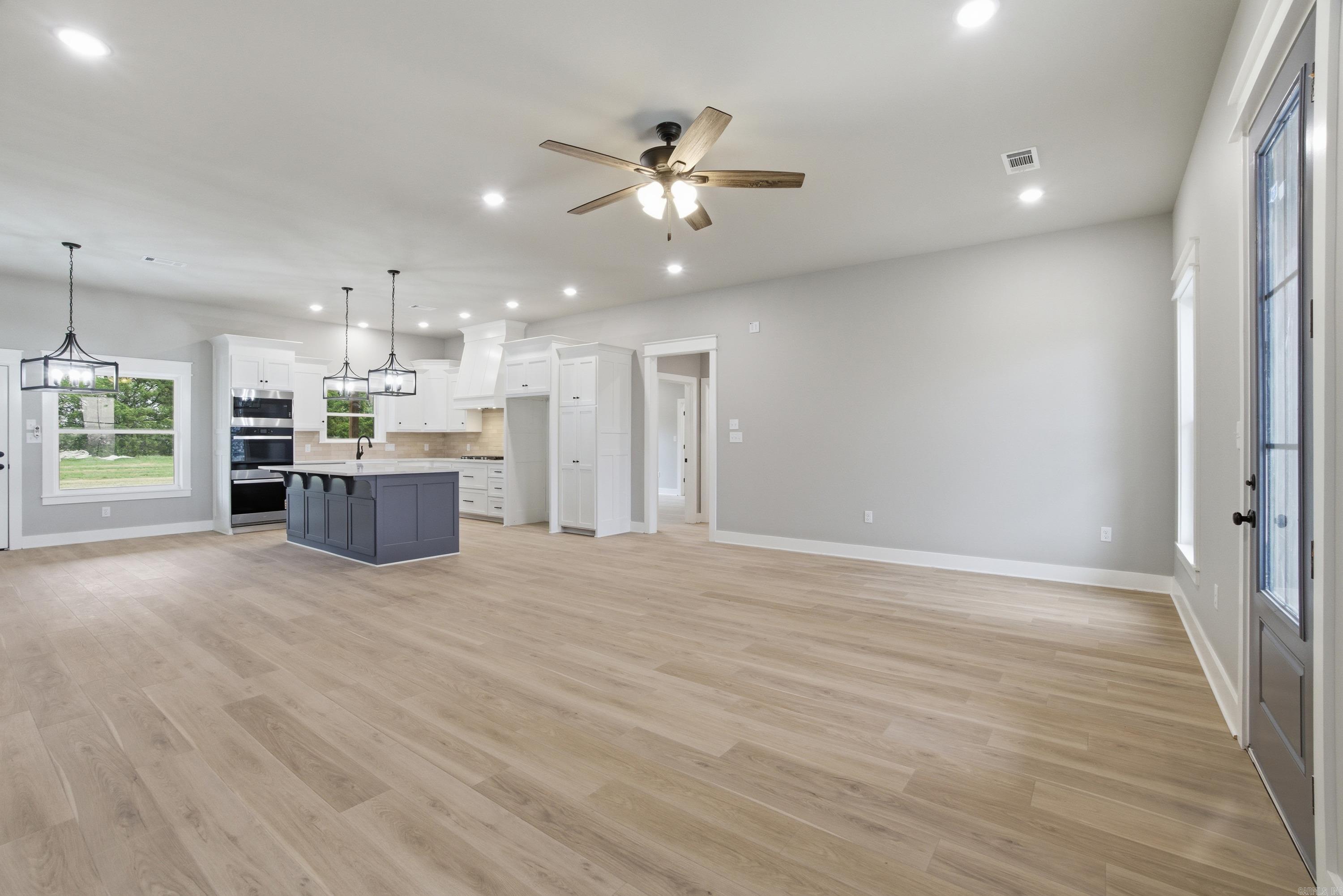 75 Emerald Lane  Greers Ferry, AR