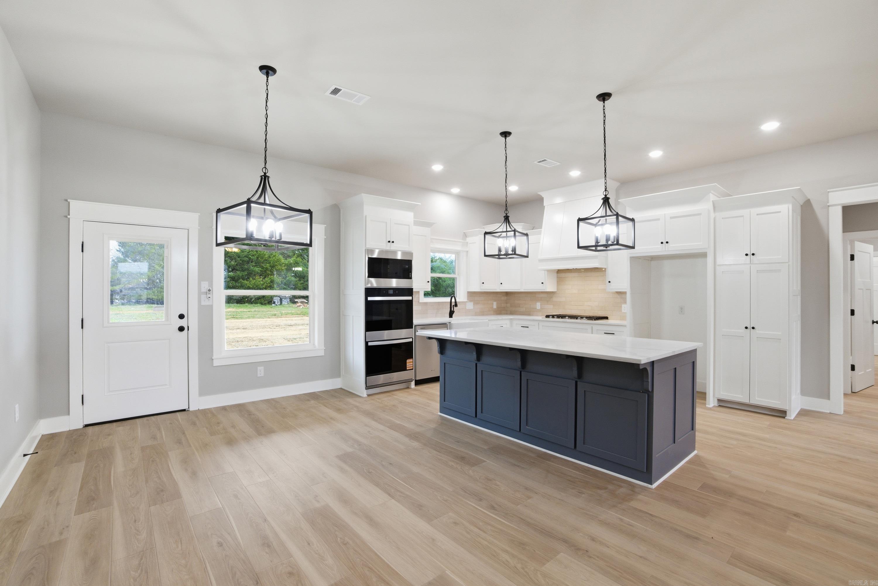 75 Emerald Lane  Greers Ferry, AR