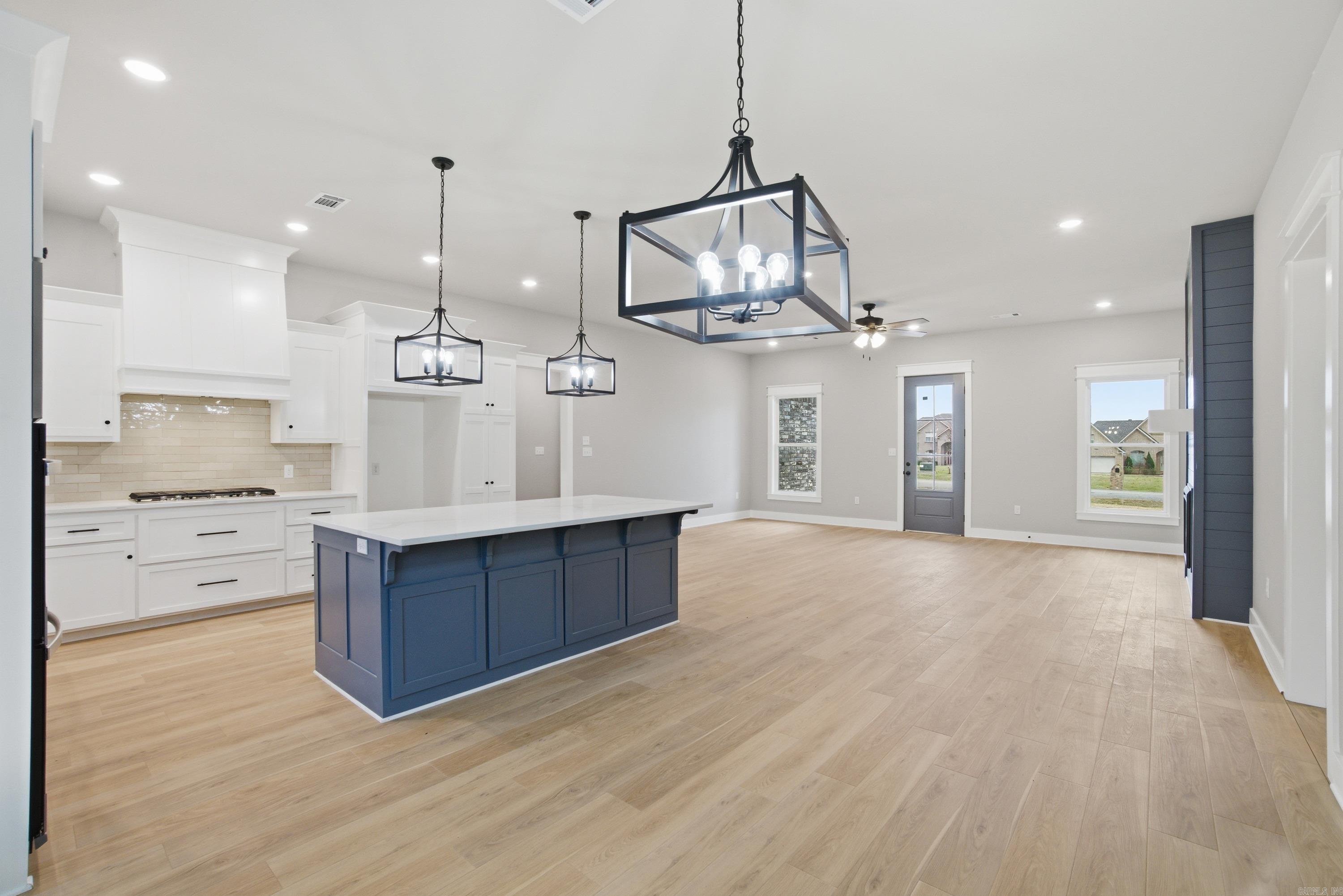 75 Emerald Lane  Greers Ferry, AR