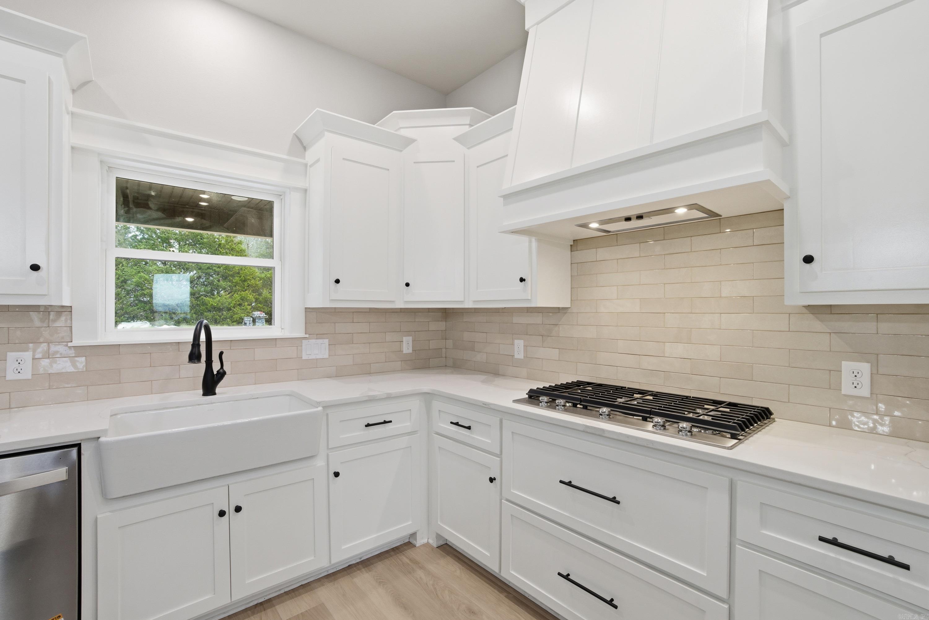 75 Emerald Lane  Greers Ferry, AR