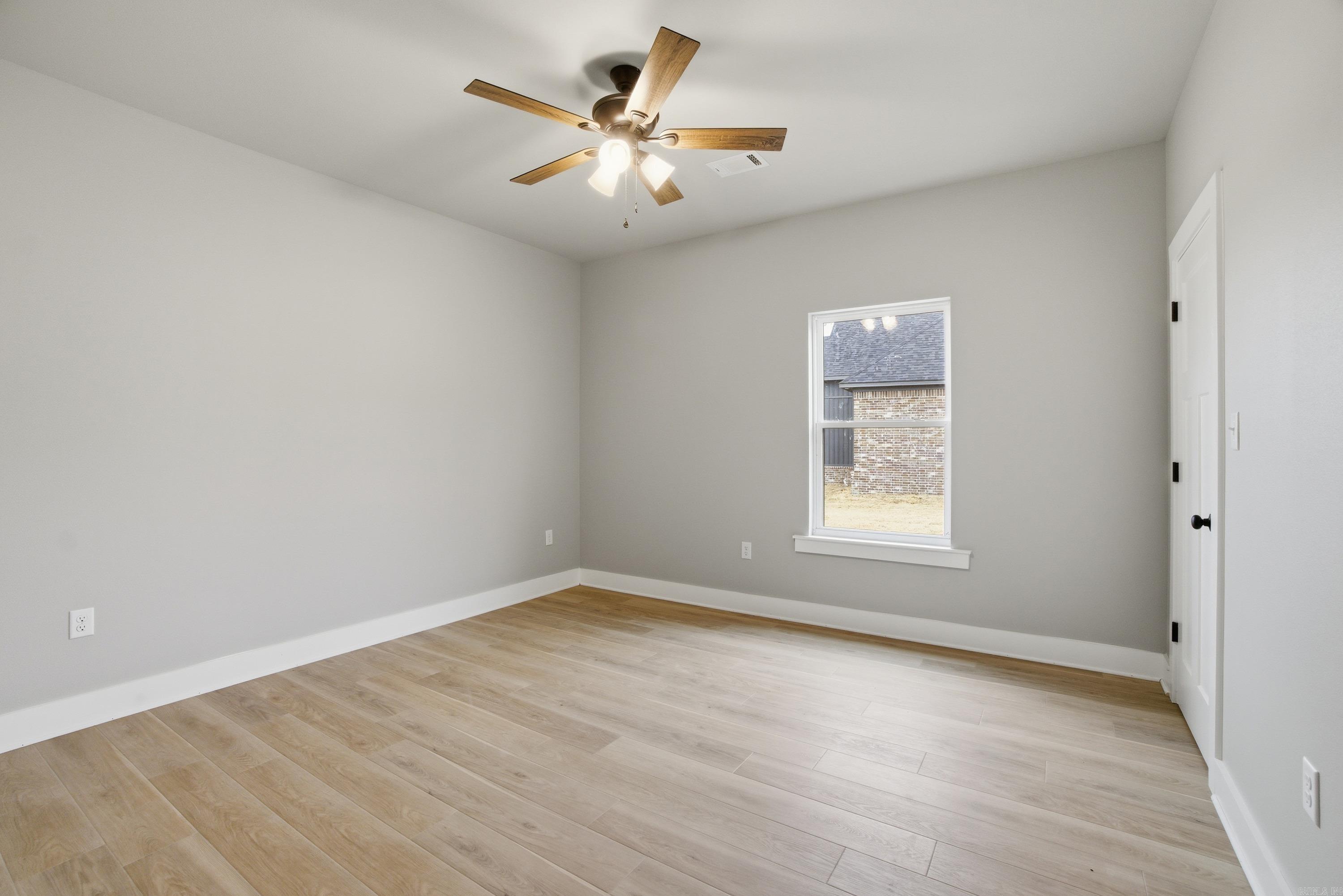 75 Emerald Lane  Greers Ferry, AR