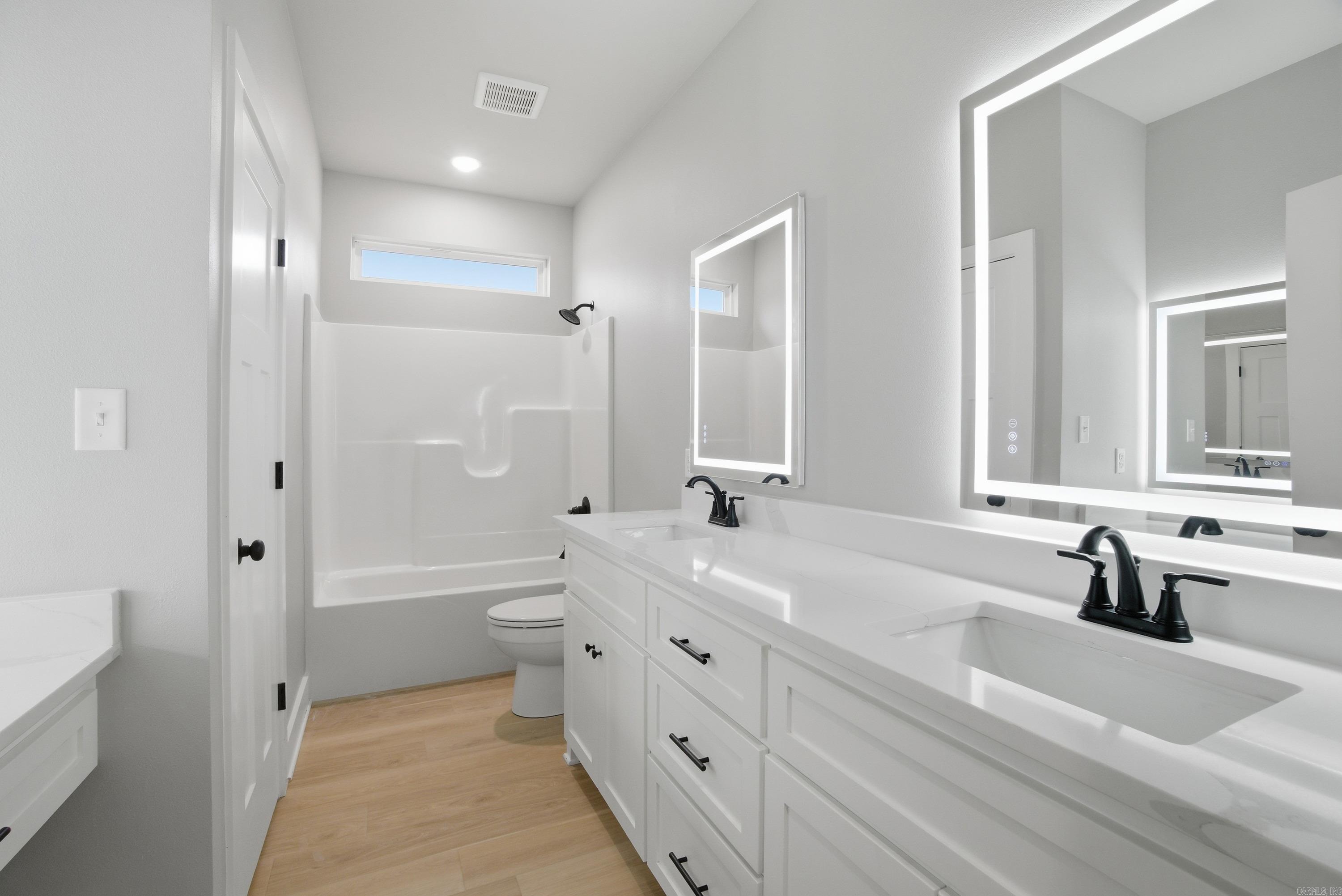 75 Emerald Lane  Greers Ferry, AR