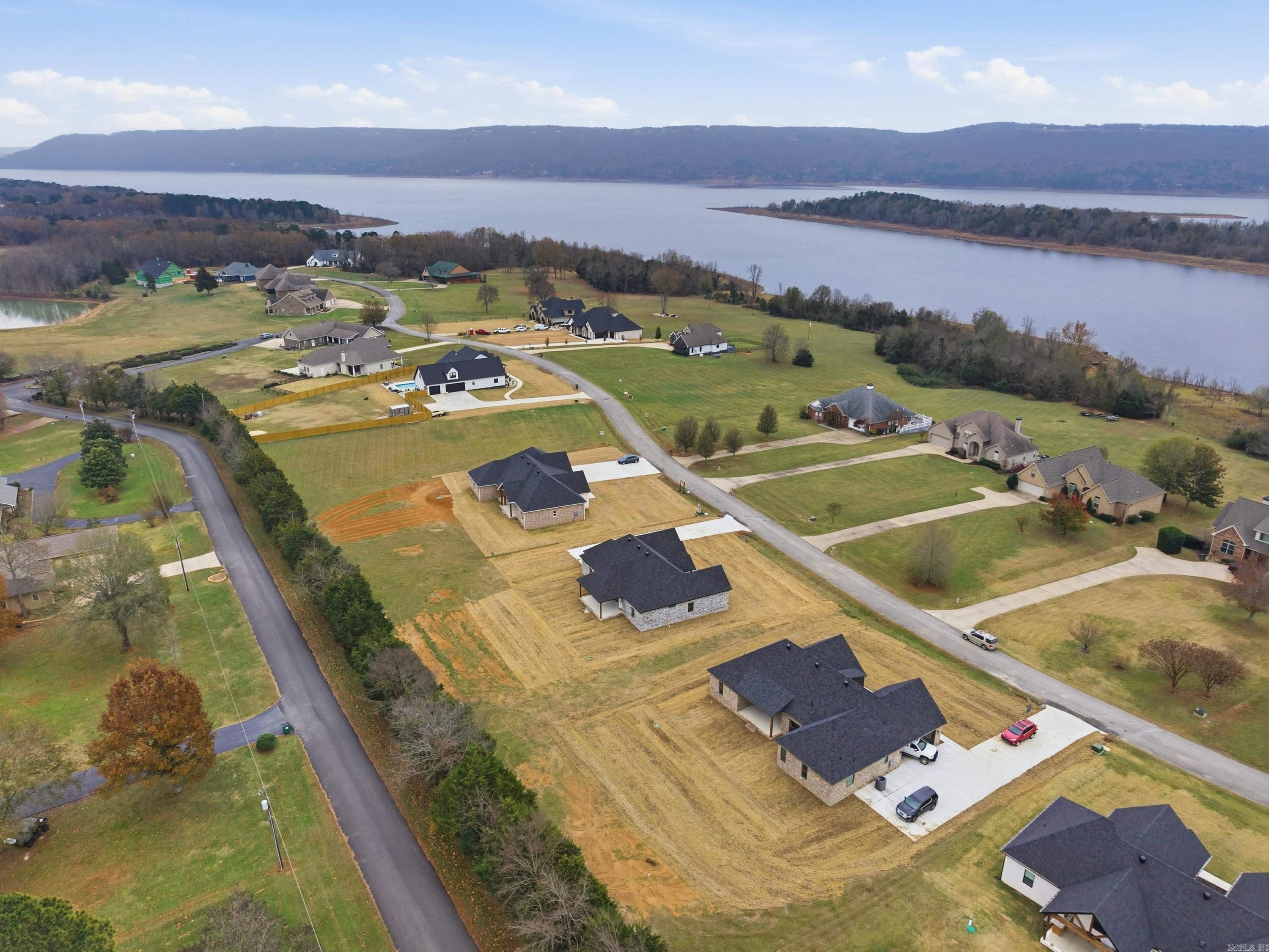 75 Emerald Lane  Greers Ferry, AR