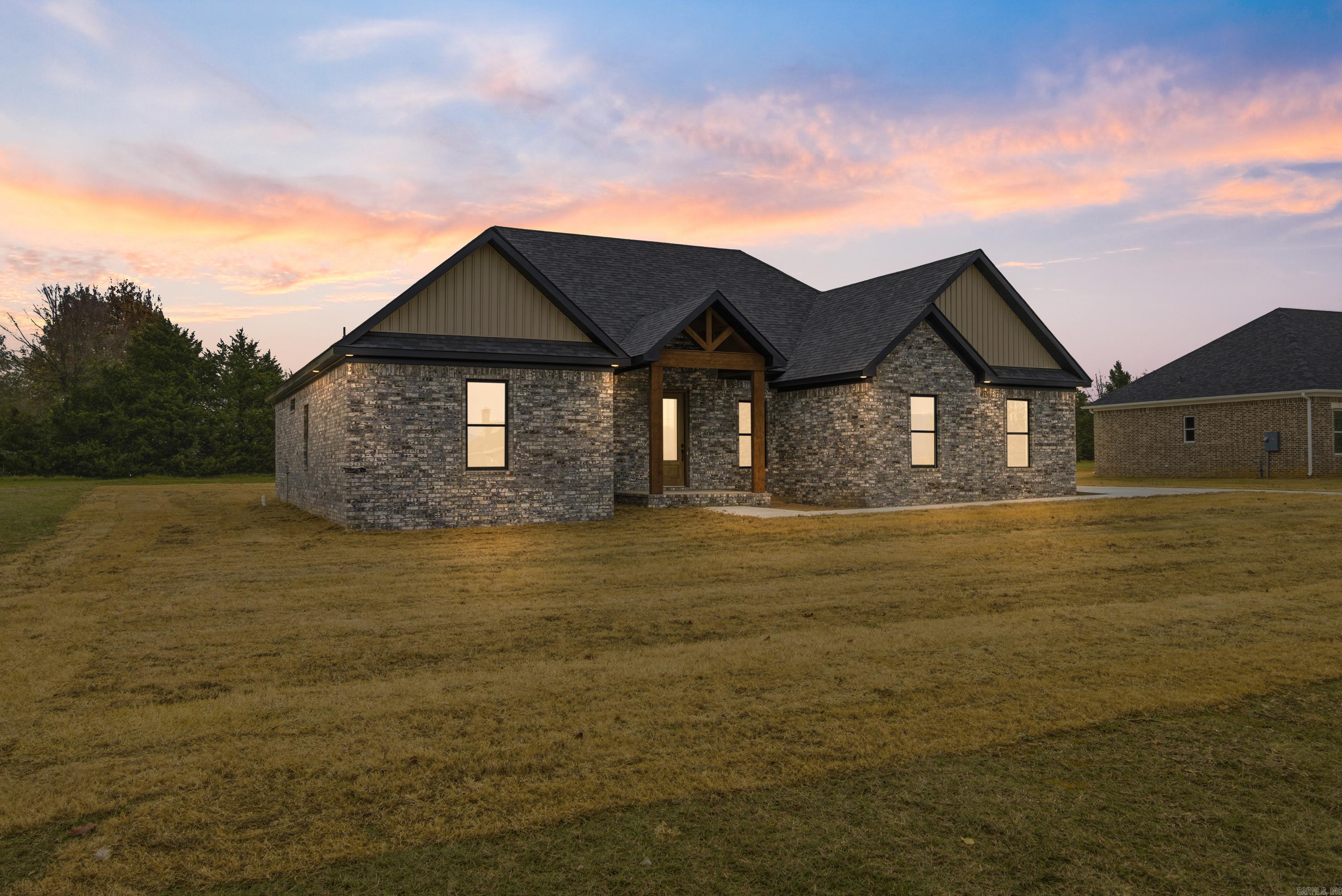 75 Emerald Lane  Greers Ferry, AR