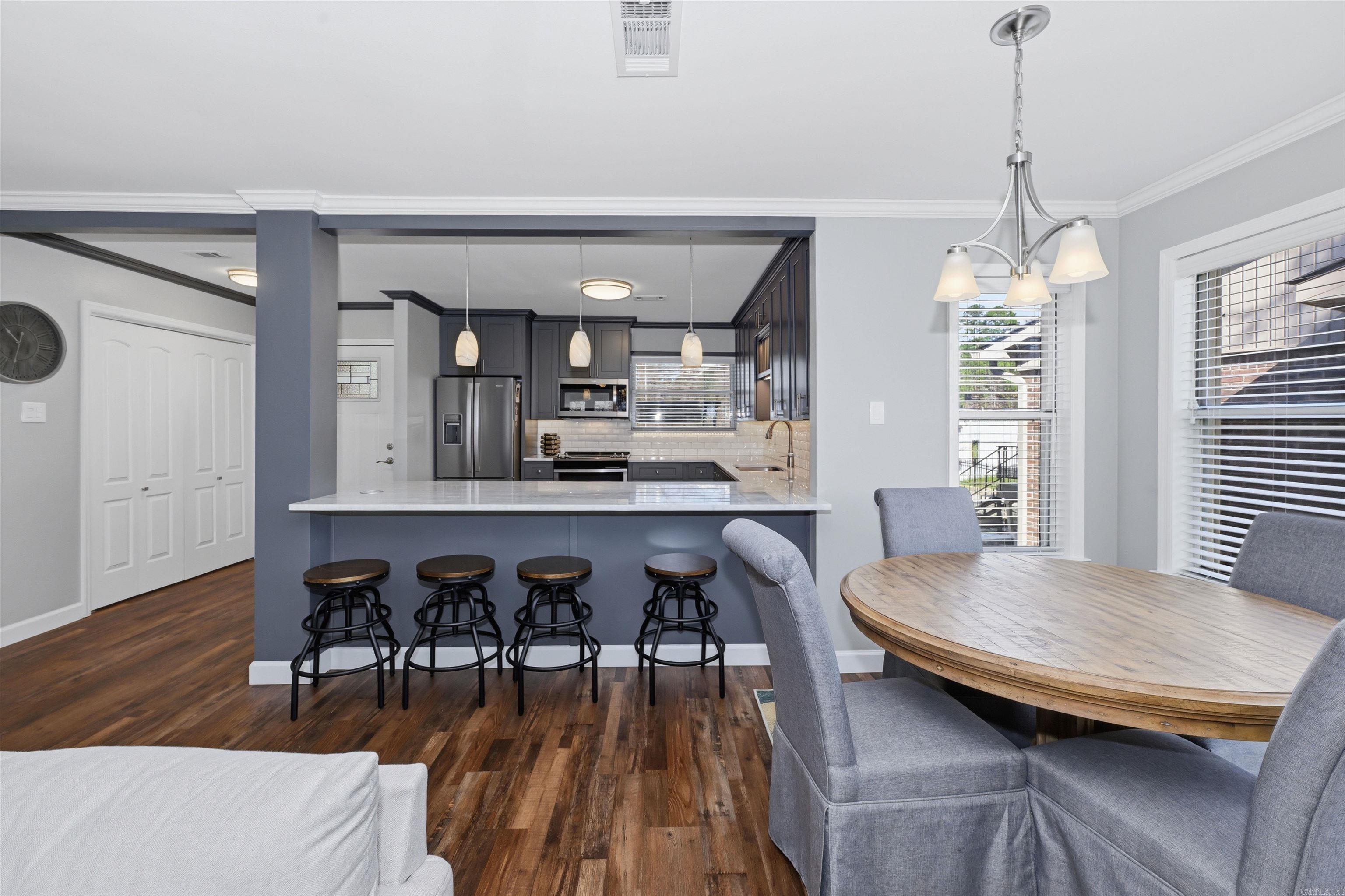 1201 Airport  Hot Springs, AR