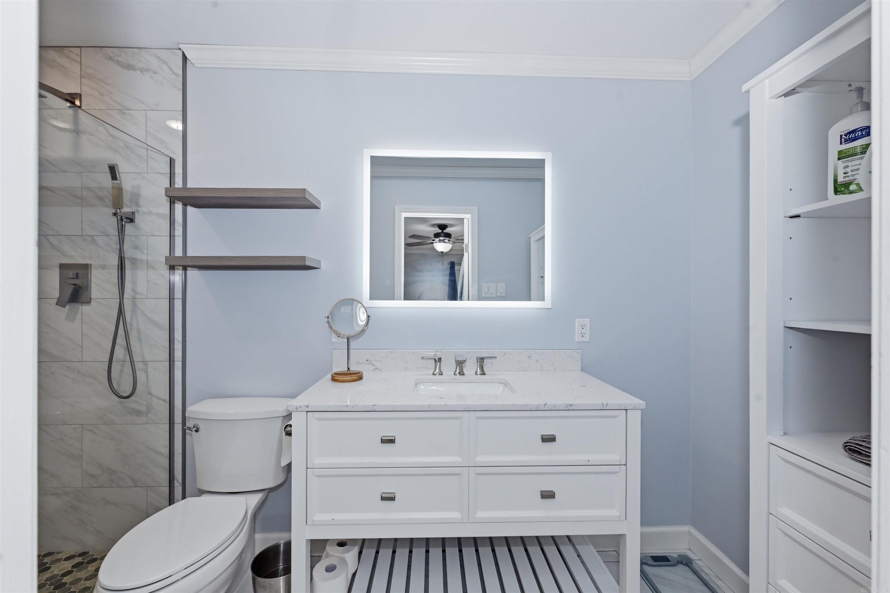 1201 Airport  Hot Springs, AR