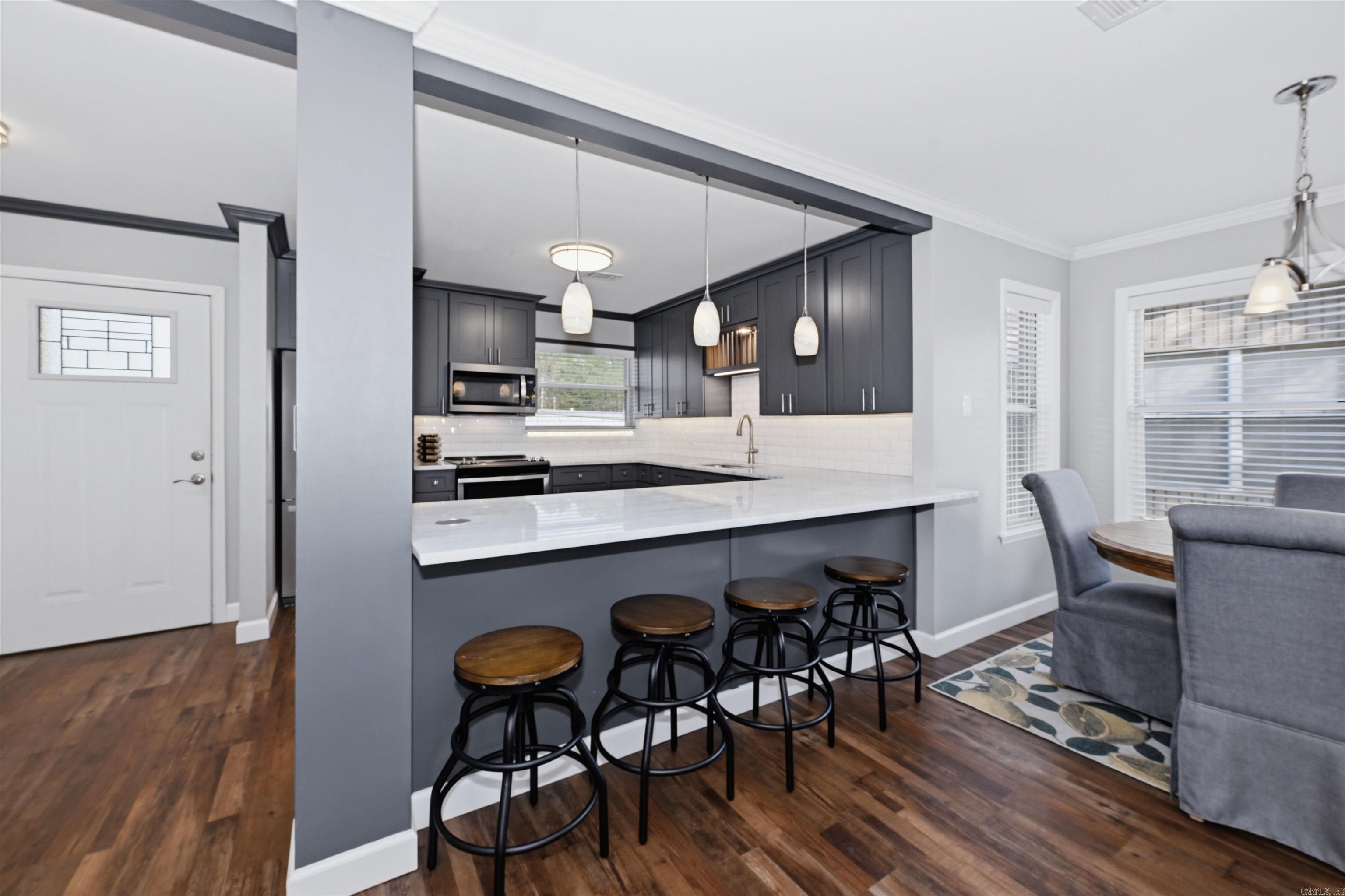 1201 Airport  Hot Springs, AR