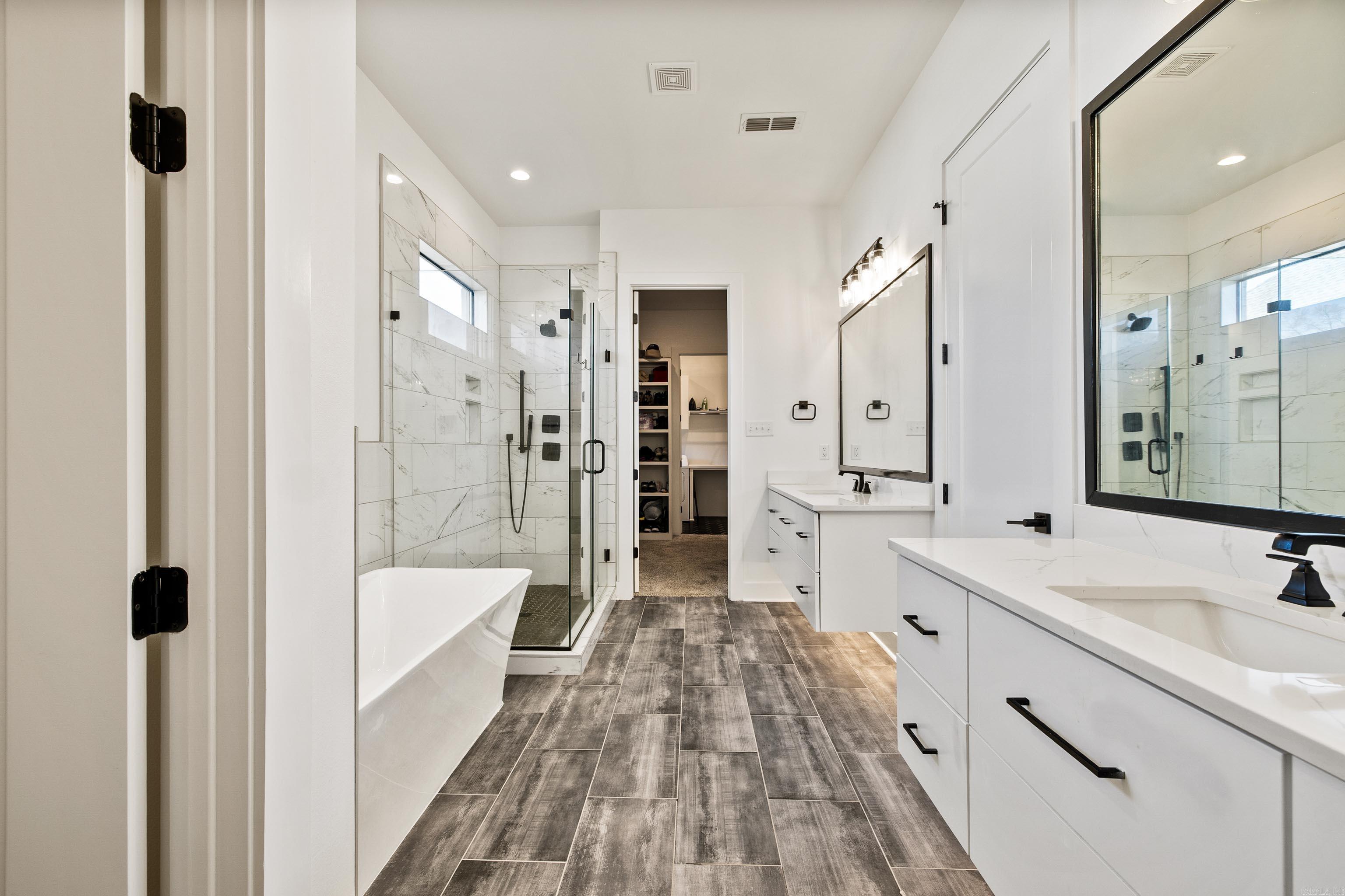 4904 Lake Vista Drive  Benton, AR