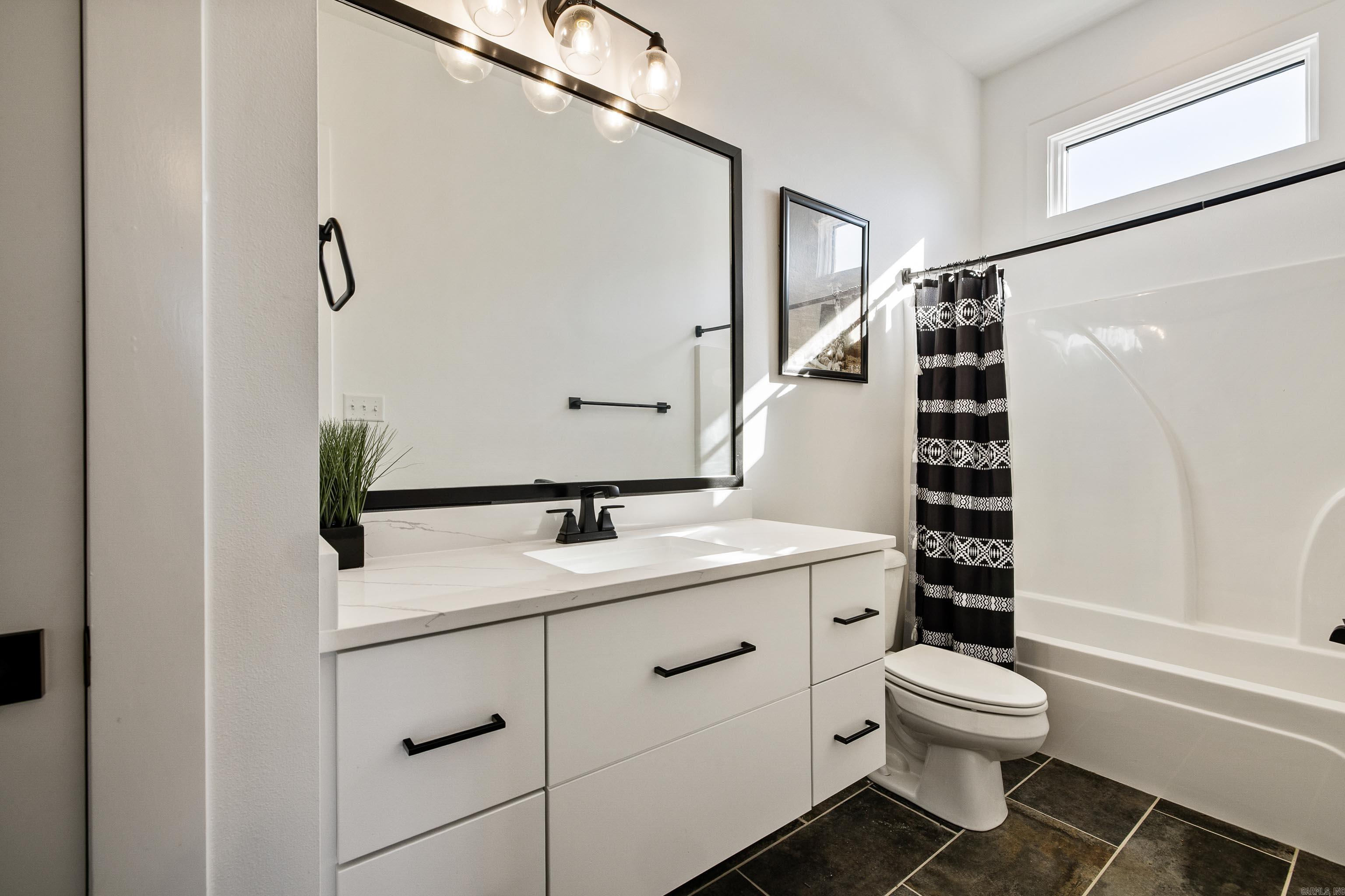 4904 Lake Vista Drive  Benton, AR