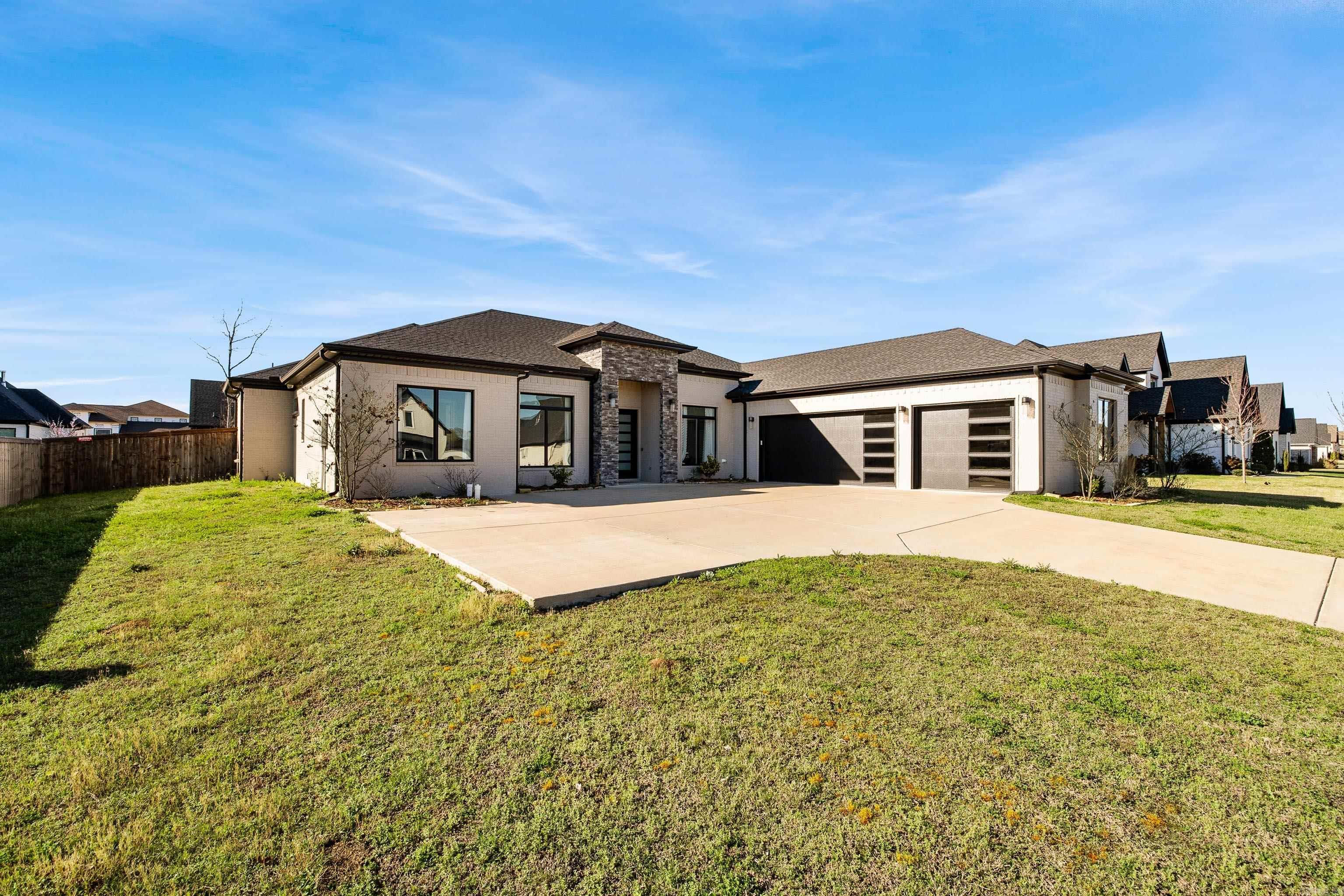 4904 Lake Vista Drive  Benton, AR