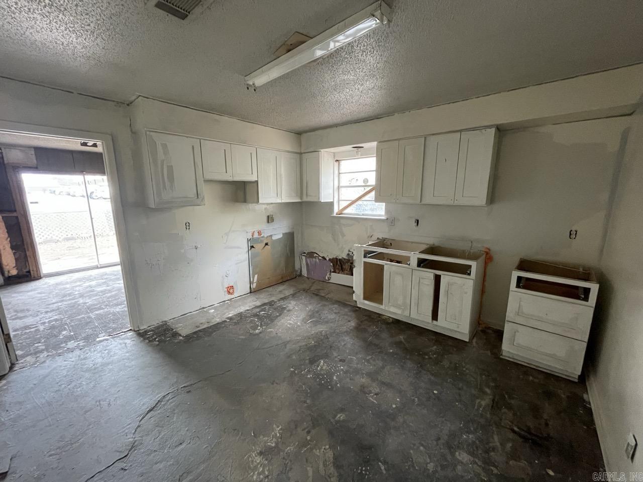 7200 Geyer Springs  Little Rock, AR