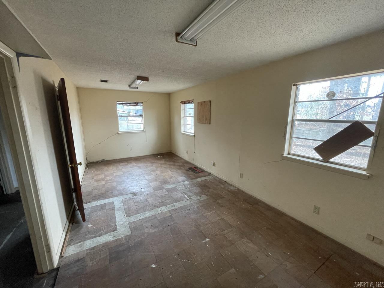 7200 Geyer Springs  Little Rock, AR