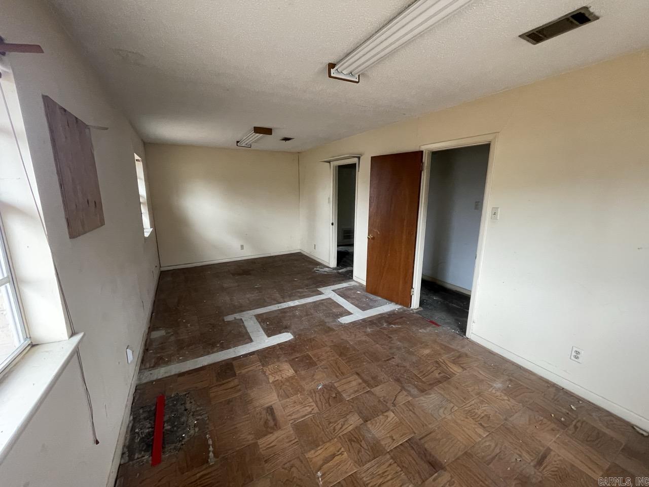 7200 Geyer Springs  Little Rock, AR